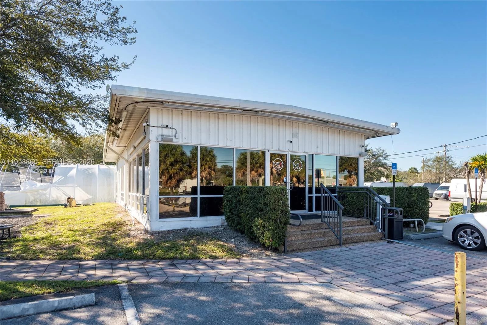 2980 W Oakland Park Blvd, Oakland Park, Florida 33, Oakland Park, Florida 33311, ,Commercial Lease,For Rent,2980 W Oakland Park Blvd, Oakland Park, Florida 33,A11958865