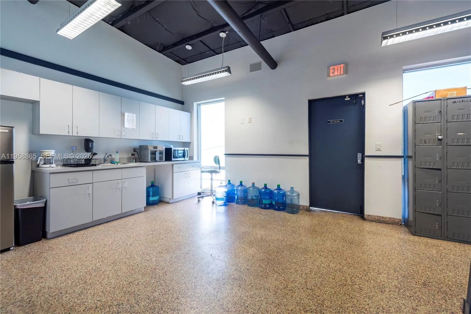 2980 W Oakland Park Blvd, Oakland Park, Florida 33, Oakland Park, Florida 33311, ,Commercial Lease,For Rent,2980 W Oakland Park Blvd, Oakland Park, Florida 33,A11958865