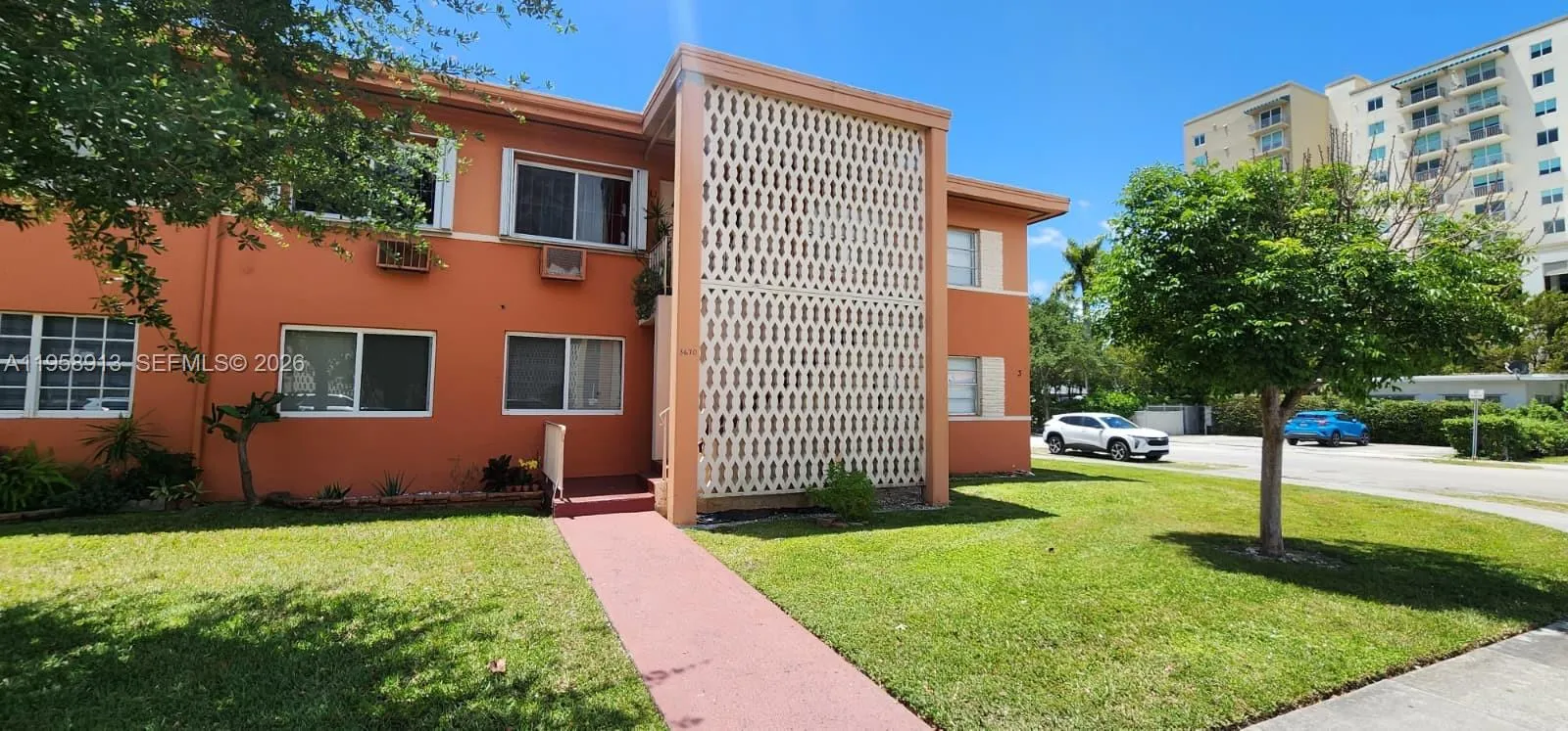 3670 Sw 10th St 10b, Miami, Florida 33135, Miami, Florida 33135, 2 Bedrooms Bedrooms, ,1 BathroomBathrooms,Residential Lease,For Rent,3670 Sw 10th St 10b, Miami, Florida 33135,A11958913