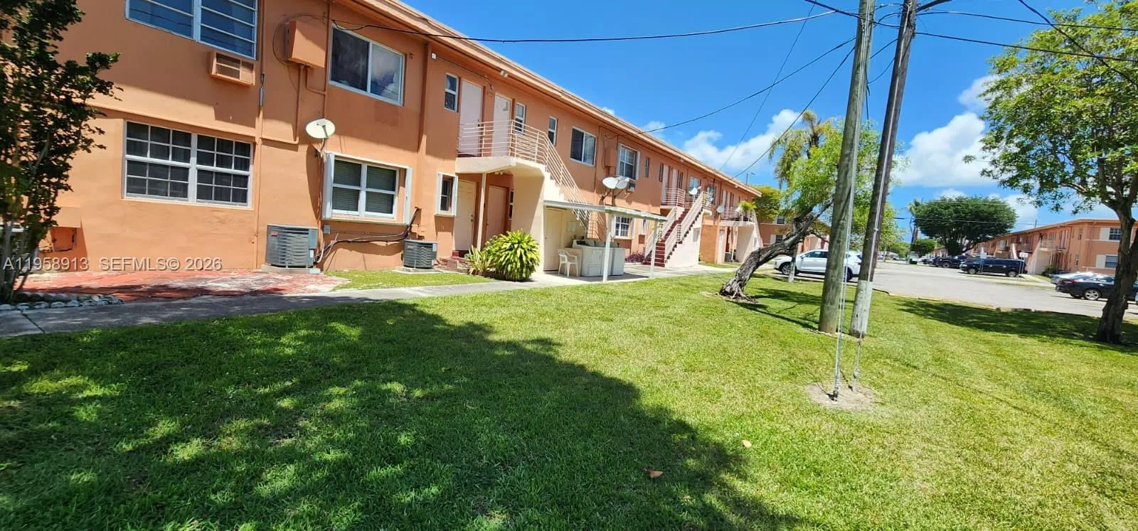 3670 Sw 10th St 10b, Miami, Florida 33135, Miami, Florida 33135, 2 Bedrooms Bedrooms, ,1 BathroomBathrooms,Residential Lease,For Rent,3670 Sw 10th St 10b, Miami, Florida 33135,A11958913