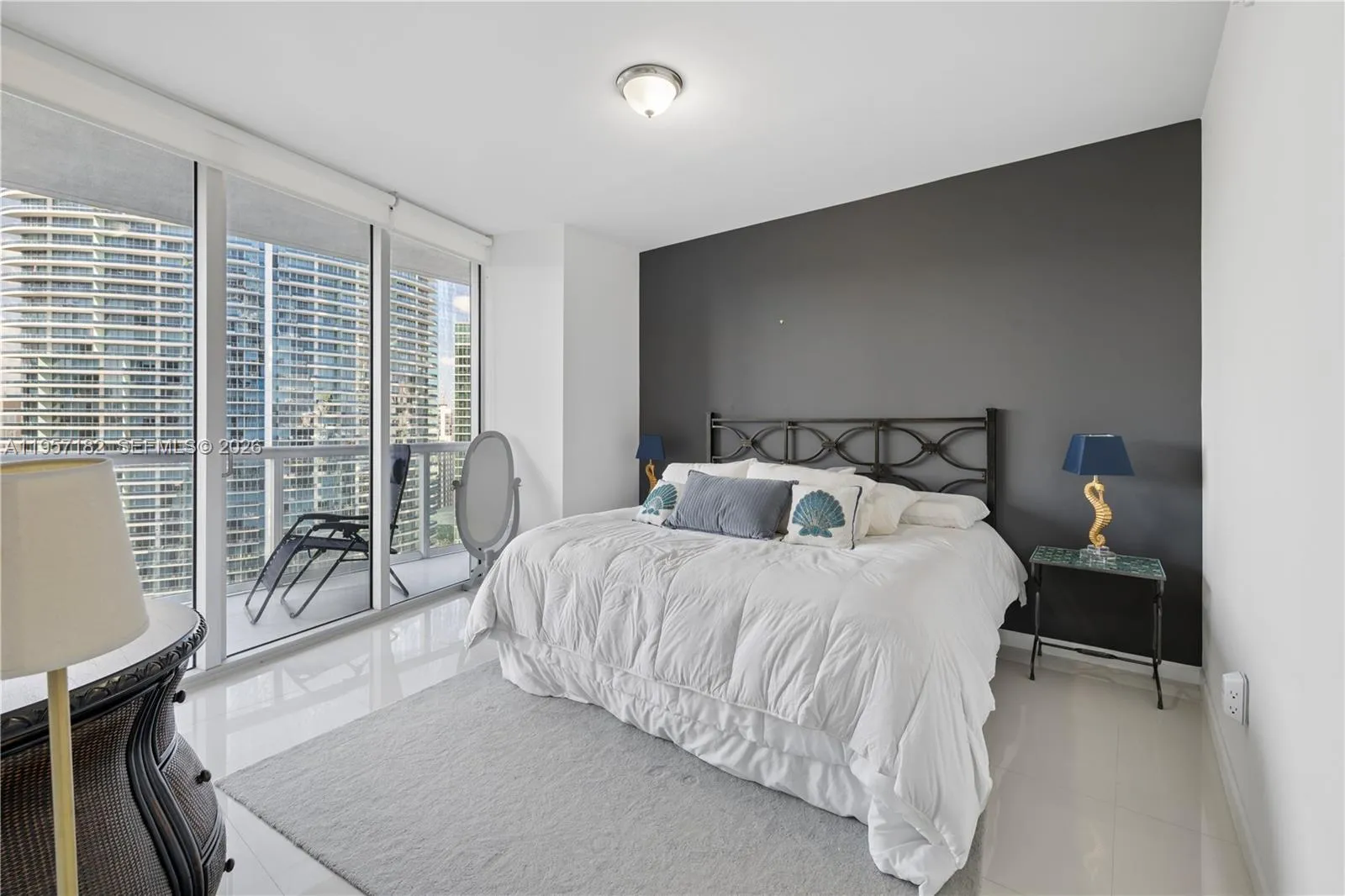 465 Brickell Ave 3804, Miami, Florida 33131, Miami, Florida 33131, 1 Bedroom Bedrooms, ,1 BathroomBathrooms,Residential,For Sale,465 Brickell Ave 3804, Miami, Florida 33131,A11957182