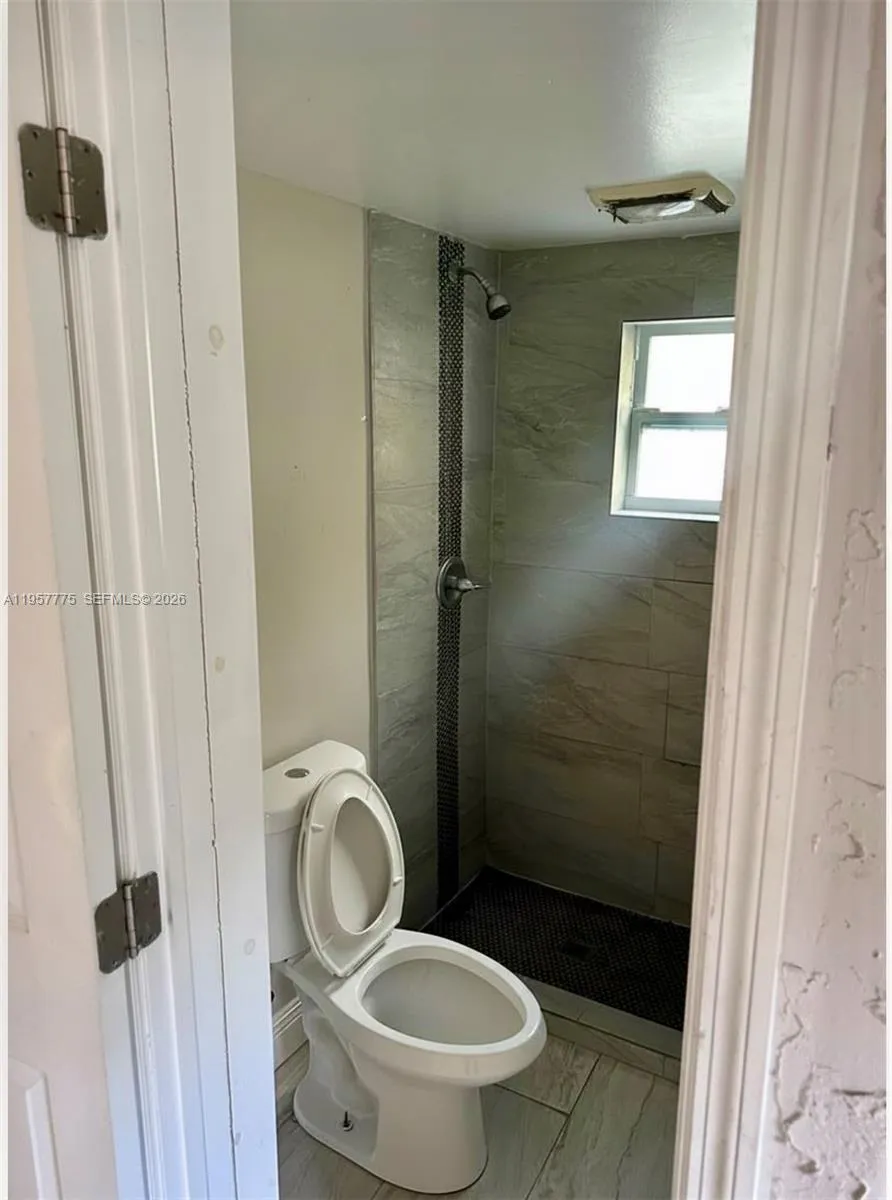 338 Sw 1st Ter, Deerfield Beach, Florida 33441, Deerfield Beach, Florida 33441, ,Residential Income,For Sale,338 Sw 1st Ter, Deerfield Beach, Florida 33441,A11957775