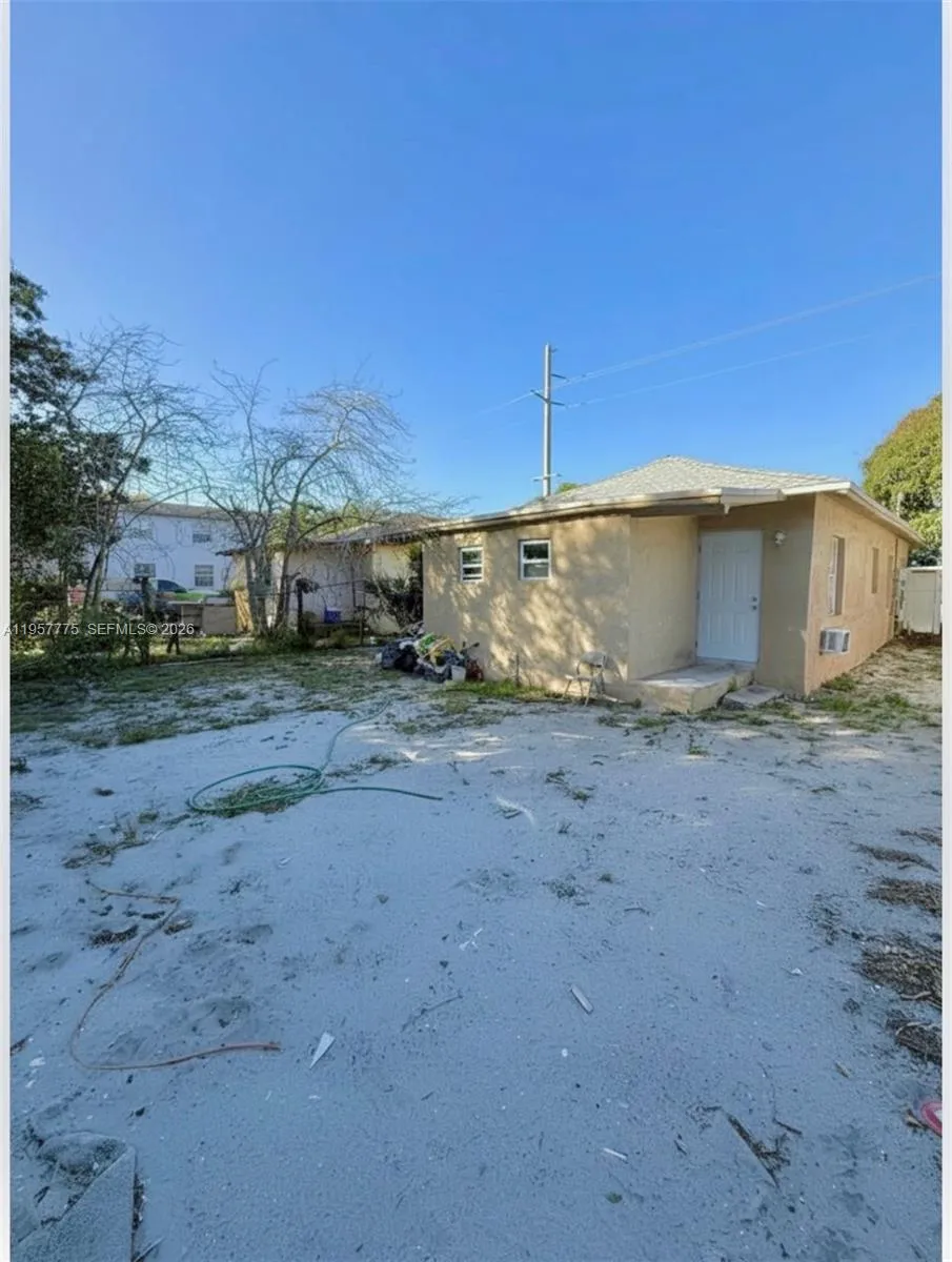 338 Sw 1st Ter, Deerfield Beach, Florida 33441, Deerfield Beach, Florida 33441, ,Residential Income,For Sale,338 Sw 1st Ter, Deerfield Beach, Florida 33441,A11957775