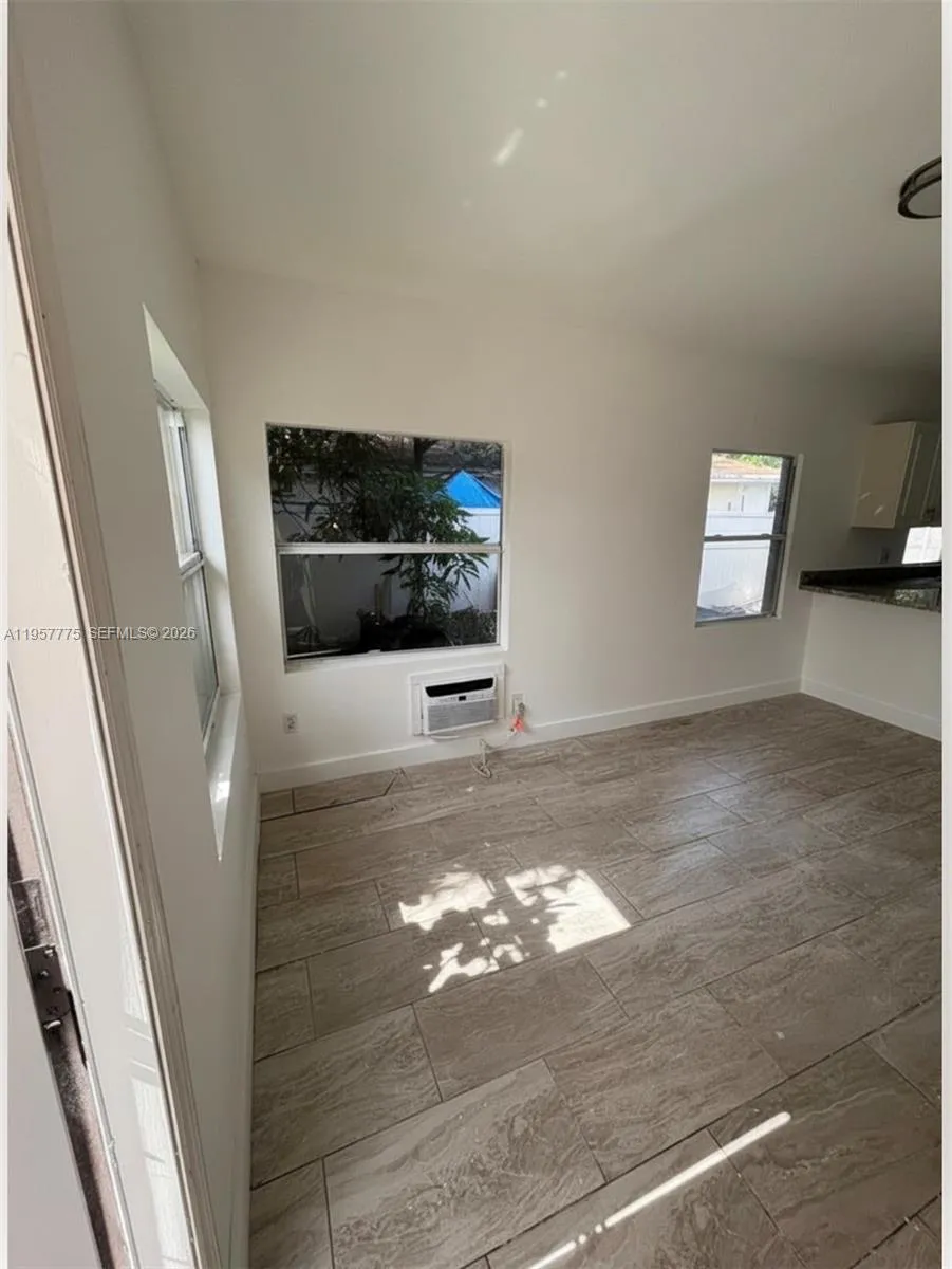 338 Sw 1st Ter, Deerfield Beach, Florida 33441, Deerfield Beach, Florida 33441, ,Residential Income,For Sale,338 Sw 1st Ter, Deerfield Beach, Florida 33441,A11957775