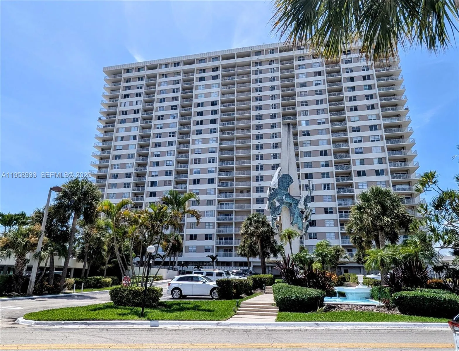 300 Bayview Dr 206, Sunny Isles Beach, Florida 331, Sunny Isles Beach, Florida 33160, 3 Bedrooms Bedrooms, ,2 BathroomsBathrooms,Residential,For Sale,300 Bayview Dr 206, Sunny Isles Beach, Florida 331,A11958933
