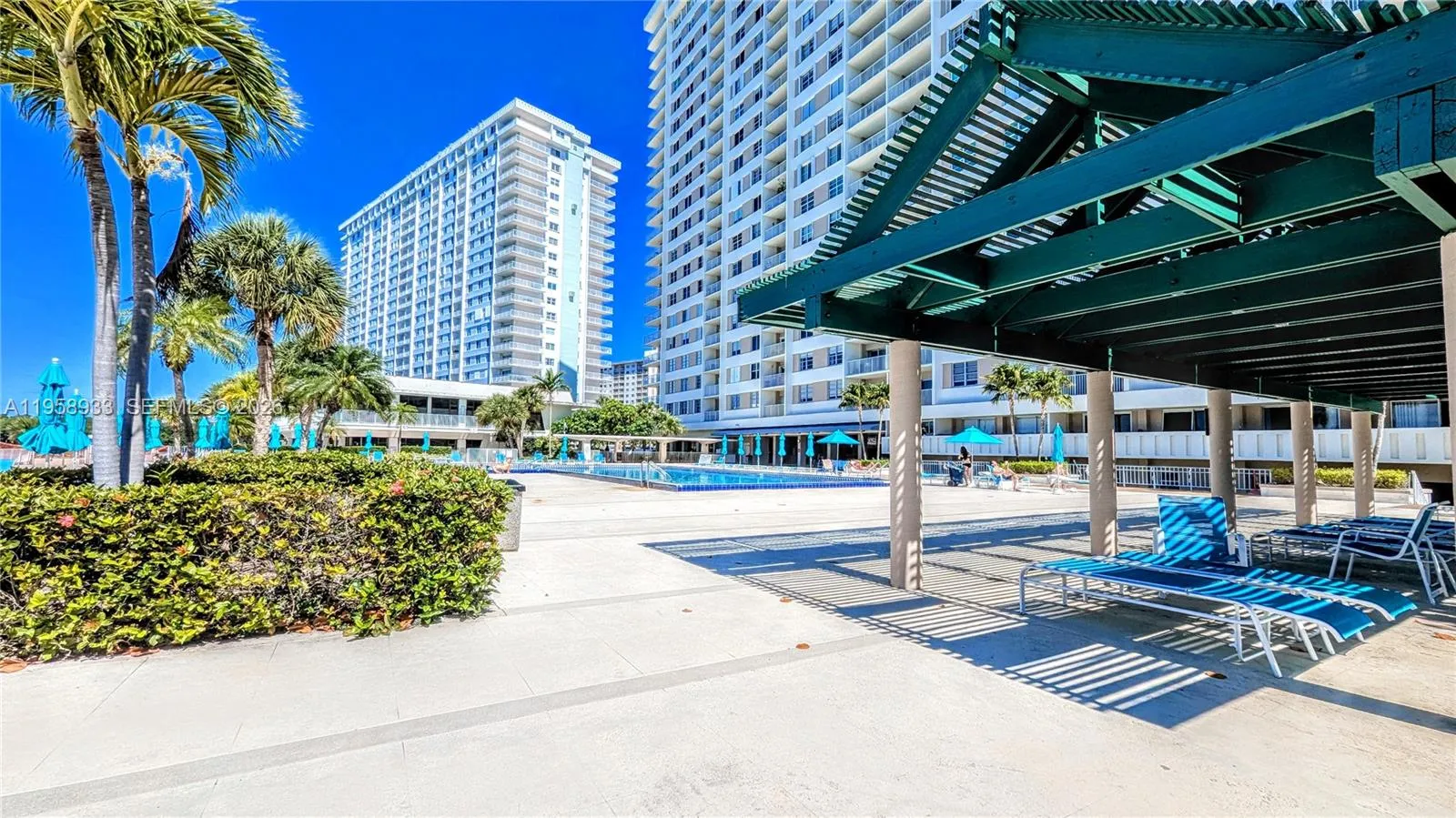 300 Bayview Dr 206, Sunny Isles Beach, Florida 331, Sunny Isles Beach, Florida 33160, 3 Bedrooms Bedrooms, ,2 BathroomsBathrooms,Residential,For Sale,300 Bayview Dr 206, Sunny Isles Beach, Florida 331,A11958933