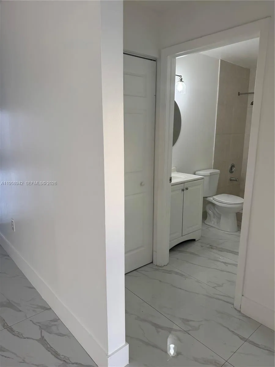 8851 Nw 119th St 4404, Hialeah Gardens, Florida 33, Hialeah Gardens, Florida 33018, 2 Bedrooms Bedrooms, ,2 BathroomsBathrooms,Residential Lease,For Rent,8851 Nw 119th St 4404, Hialeah Gardens, Florida 33,A11958942