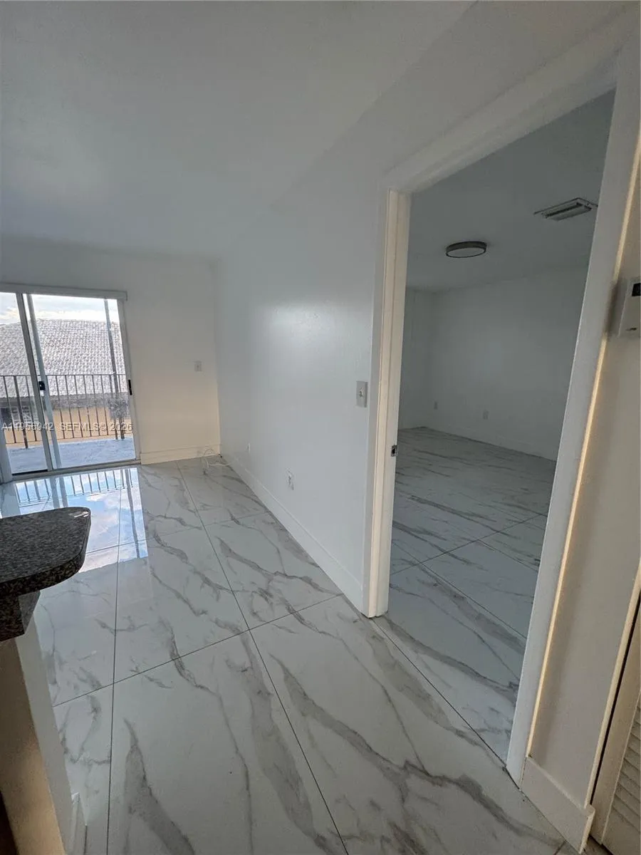 8851 Nw 119th St 4404, Hialeah Gardens, Florida 33, Hialeah Gardens, Florida 33018, 2 Bedrooms Bedrooms, ,2 BathroomsBathrooms,Residential Lease,For Rent,8851 Nw 119th St 4404, Hialeah Gardens, Florida 33,A11958942