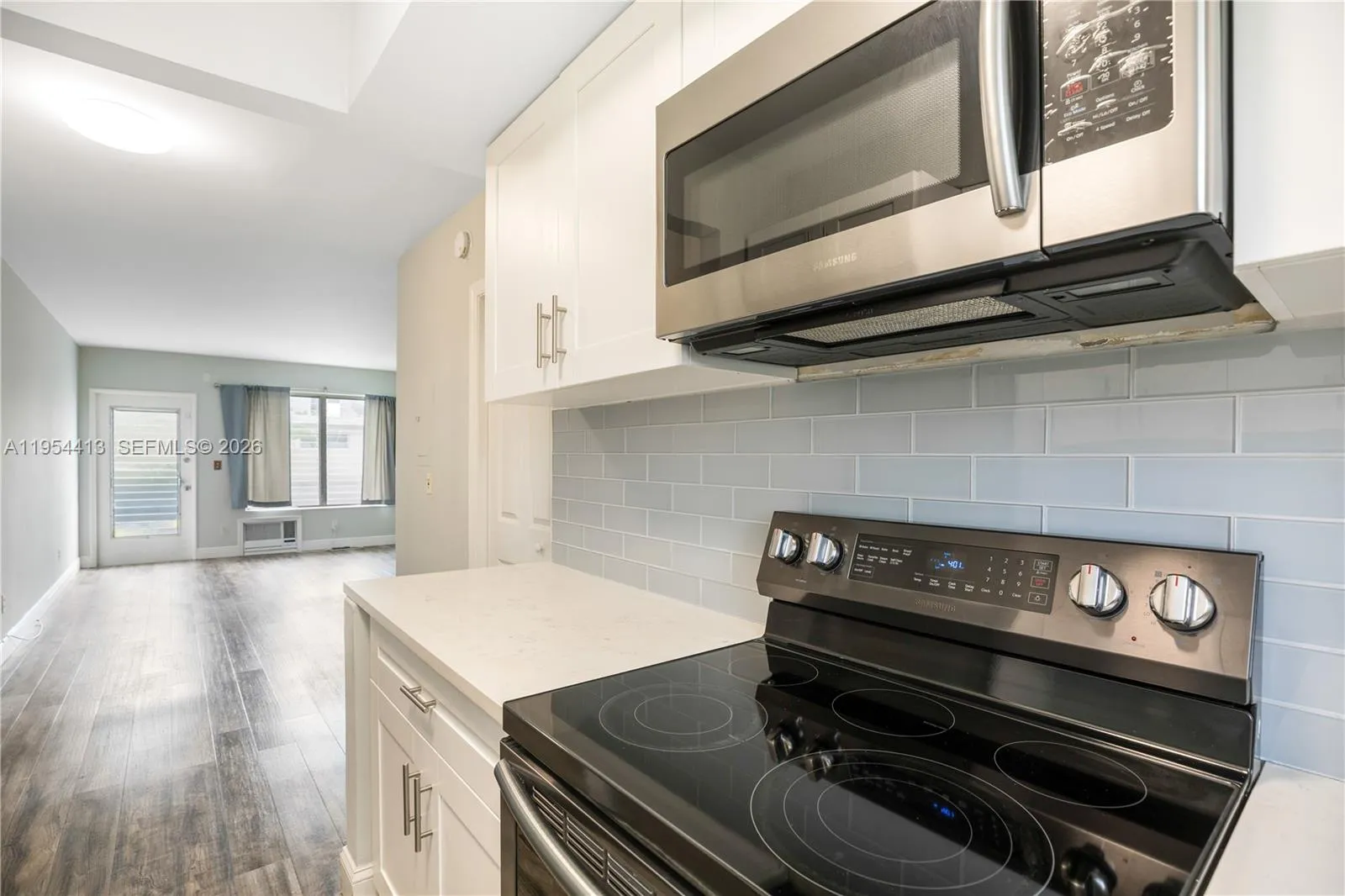 7725 Carlyle Ave 10, Miami Beach, Florida 33141, Miami Beach, Florida 33141, ,1 BathroomBathrooms,Residential,For Sale,7725 Carlyle Ave 10, Miami Beach, Florida 33141,A11954413