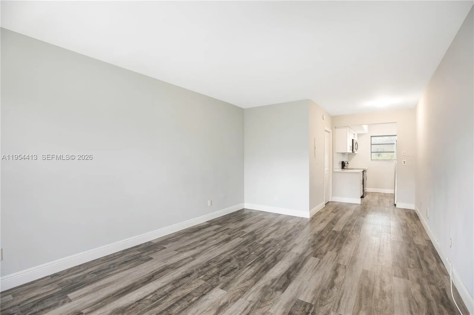 7725 Carlyle Ave 10, Miami Beach, Florida 33141, Miami Beach, Florida 33141, ,1 BathroomBathrooms,Residential,For Sale,7725 Carlyle Ave 10, Miami Beach, Florida 33141,A11954413