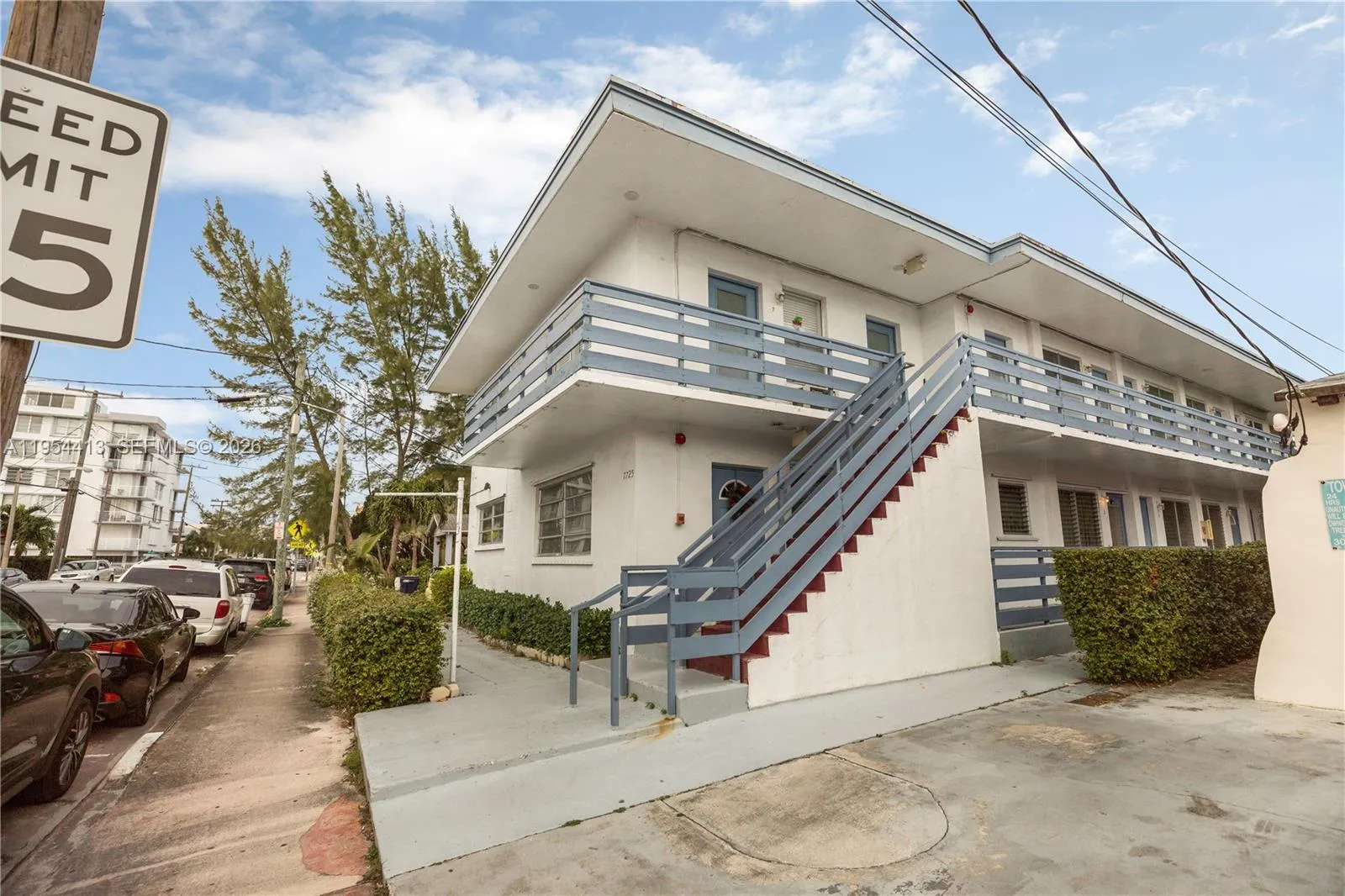 7725 Carlyle Ave 10, Miami Beach, Florida 33141, Miami Beach, Florida 33141, ,1 BathroomBathrooms,Residential,For Sale,7725 Carlyle Ave 10, Miami Beach, Florida 33141,A11954413