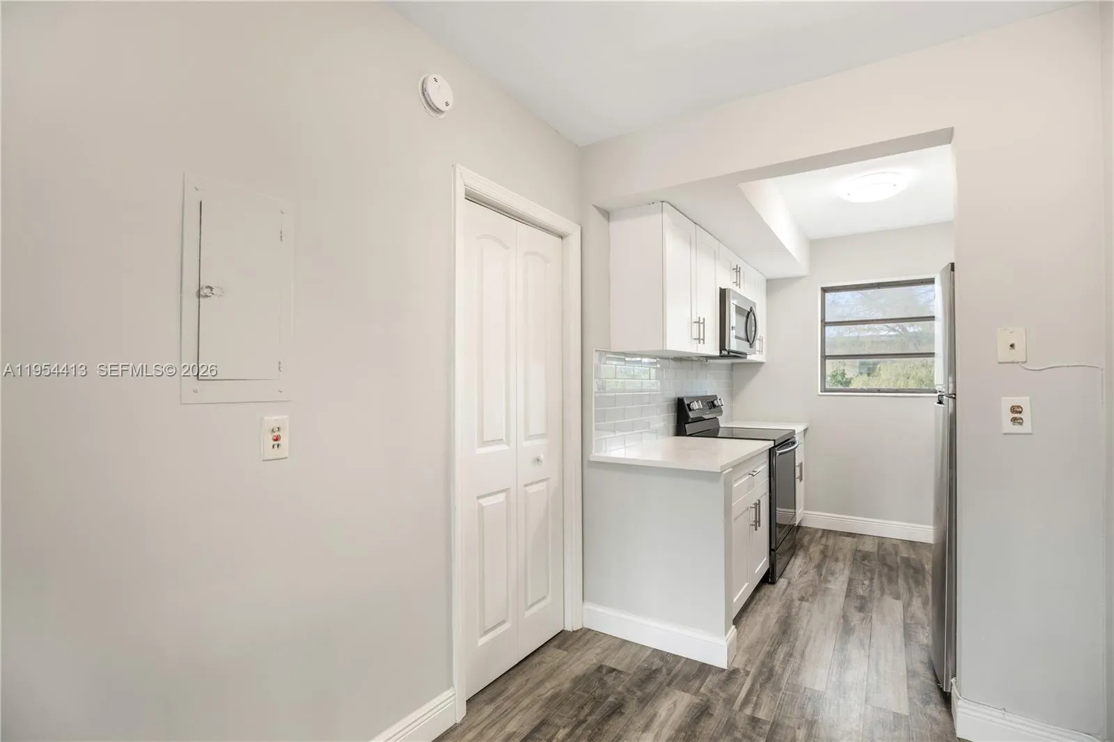 7725 Carlyle Ave 10, Miami Beach, Florida 33141, Miami Beach, Florida 33141, ,1 BathroomBathrooms,Residential,For Sale,7725 Carlyle Ave 10, Miami Beach, Florida 33141,A11954413