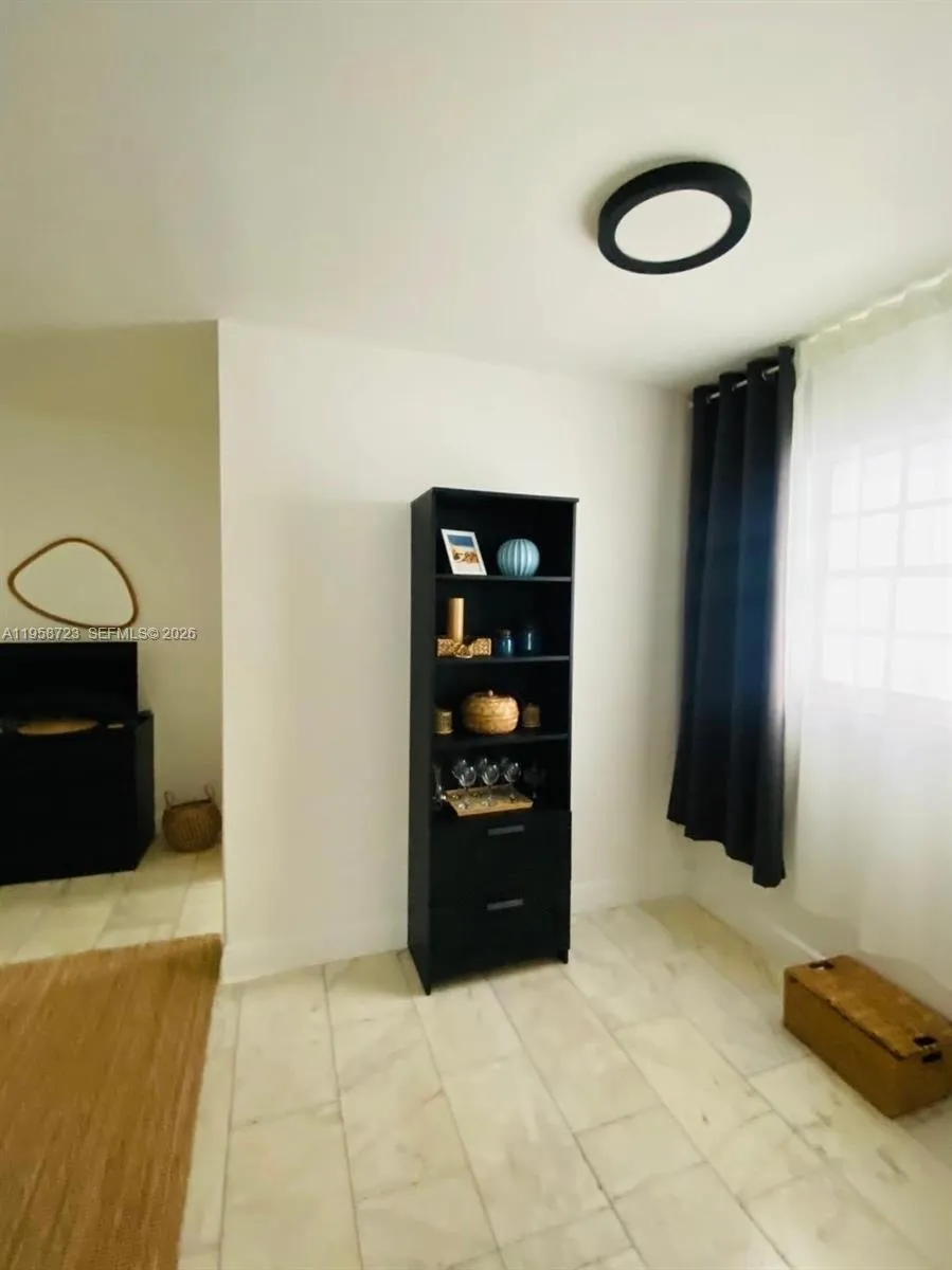 1526 Pennsylvania Ave 20, Miami Beach, Florida 331, Miami Beach, Florida 33139, 1 Bedroom Bedrooms, ,1 BathroomBathrooms,Residential,For Sale,1526 Pennsylvania Ave 20, Miami Beach, Florida 331,A11958723