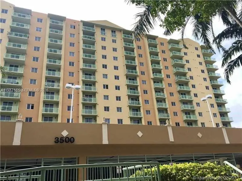 3500 Coral Way 406, Miami, Florida 33145, Miami, Florida 33145, 1 Bedroom Bedrooms, ,1 BathroomBathrooms,Residential Lease,For Rent,3500 Coral Way 406, Miami, Florida 33145,A11957665