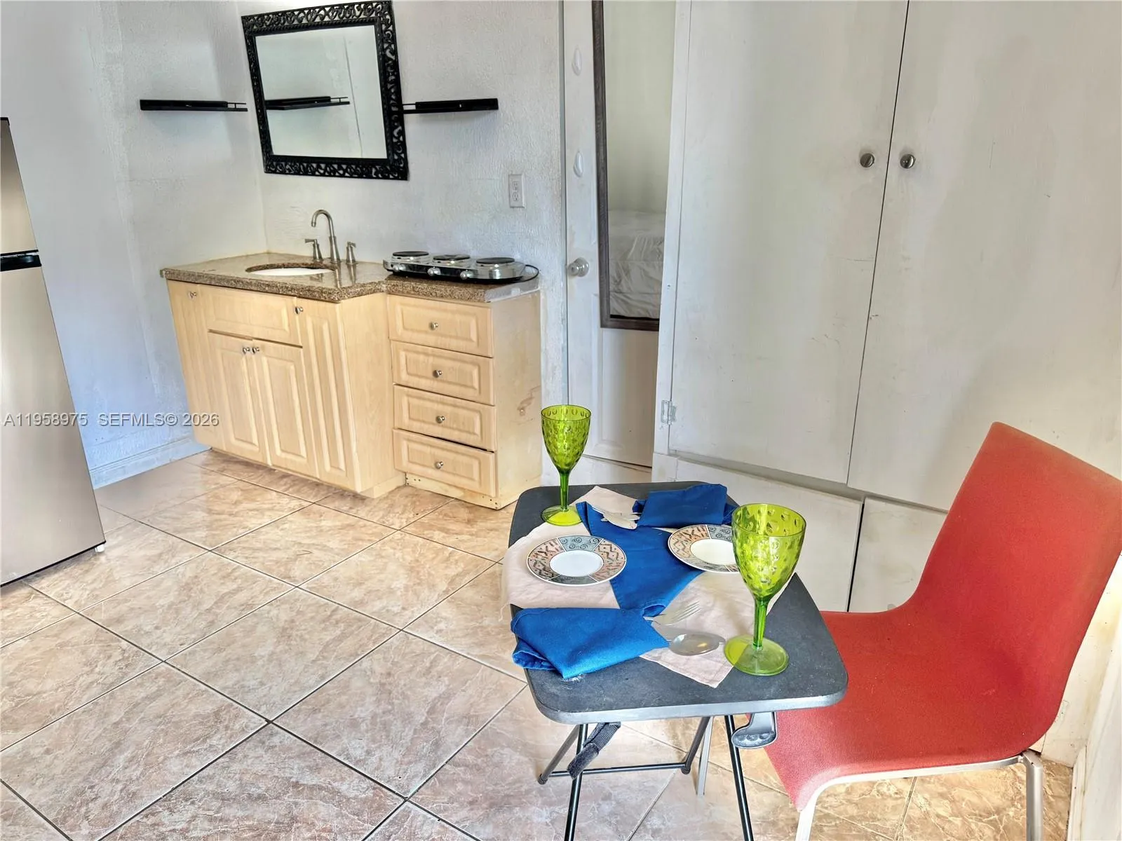 1822 Cleveland St 3, Hollywood, Florida 33020, Hollywood, Florida 33020, ,1 BathroomBathrooms,Residential Lease,For Rent,1822 Cleveland St 3, Hollywood, Florida 33020,A11958975