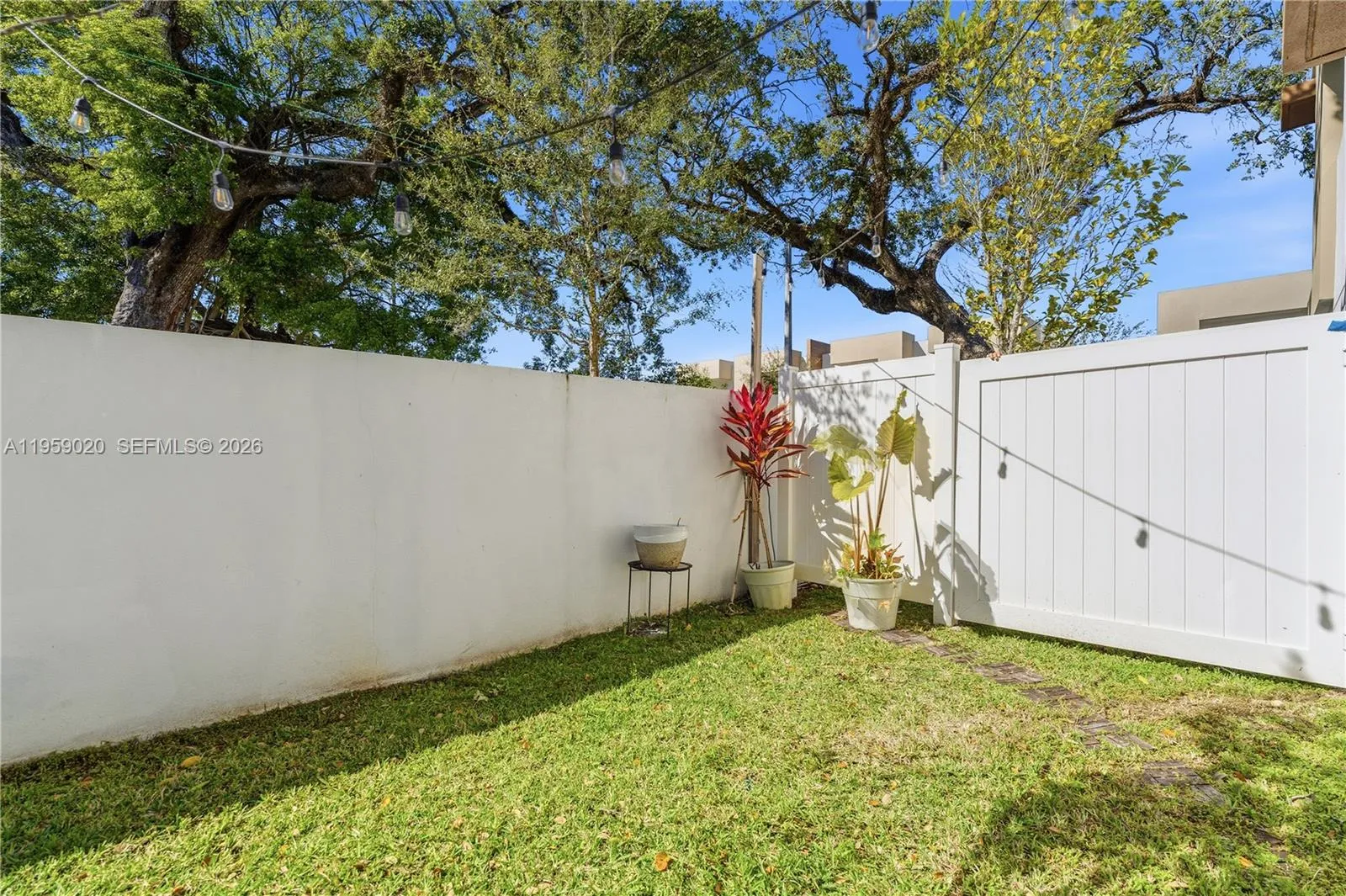 4150 N Oak Pl, Dania Beach, Florida 33314, Dania Beach, Florida 33314, 3 Bedrooms Bedrooms, ,2 BathroomsBathrooms,Residential,For Sale,4150 N Oak Pl, Dania Beach, Florida 33314,A11959020