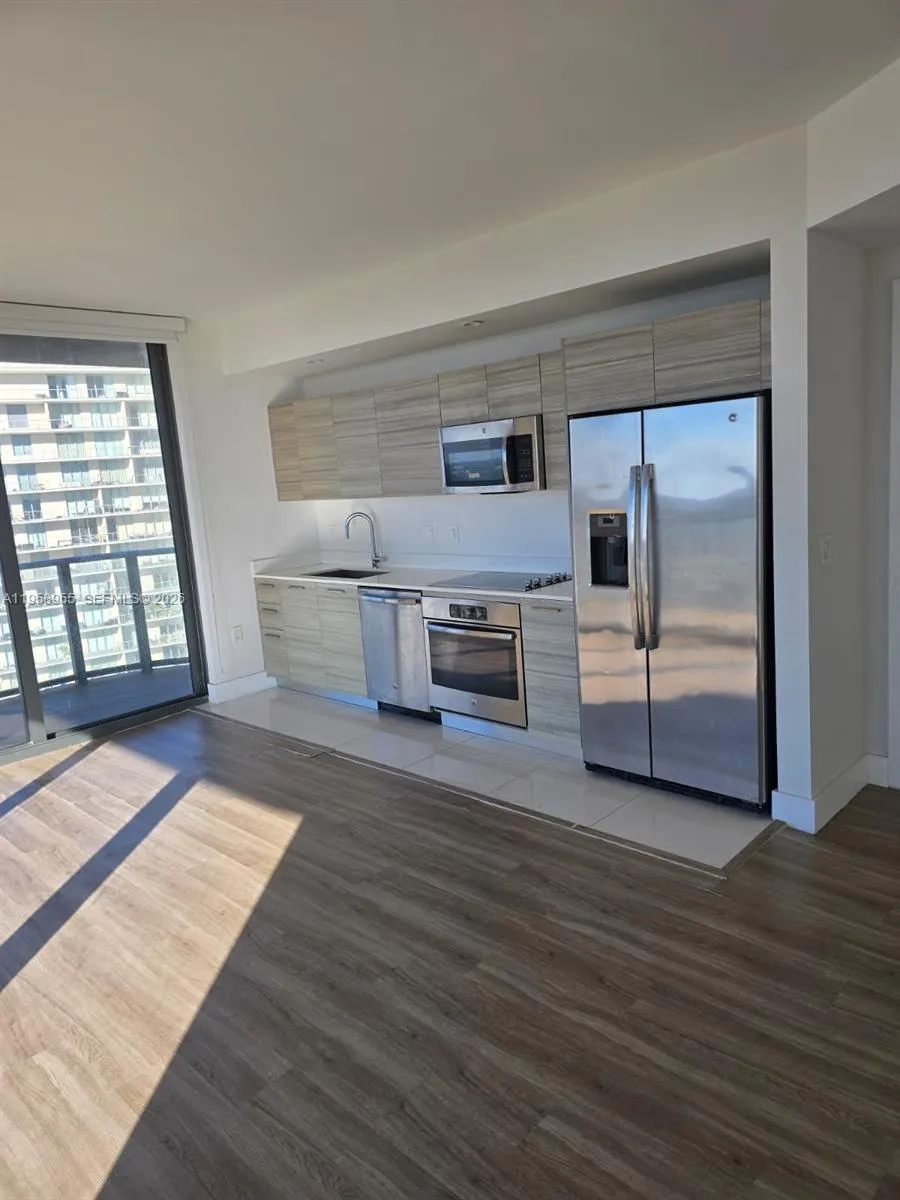 121 Ne 34th St 2816, Miami, Florida 33137, Miami, Florida 33137, 2 Bedrooms Bedrooms, ,2 BathroomsBathrooms,Residential,For Sale,121 Ne 34th St 2816, Miami, Florida 33137,A11958955