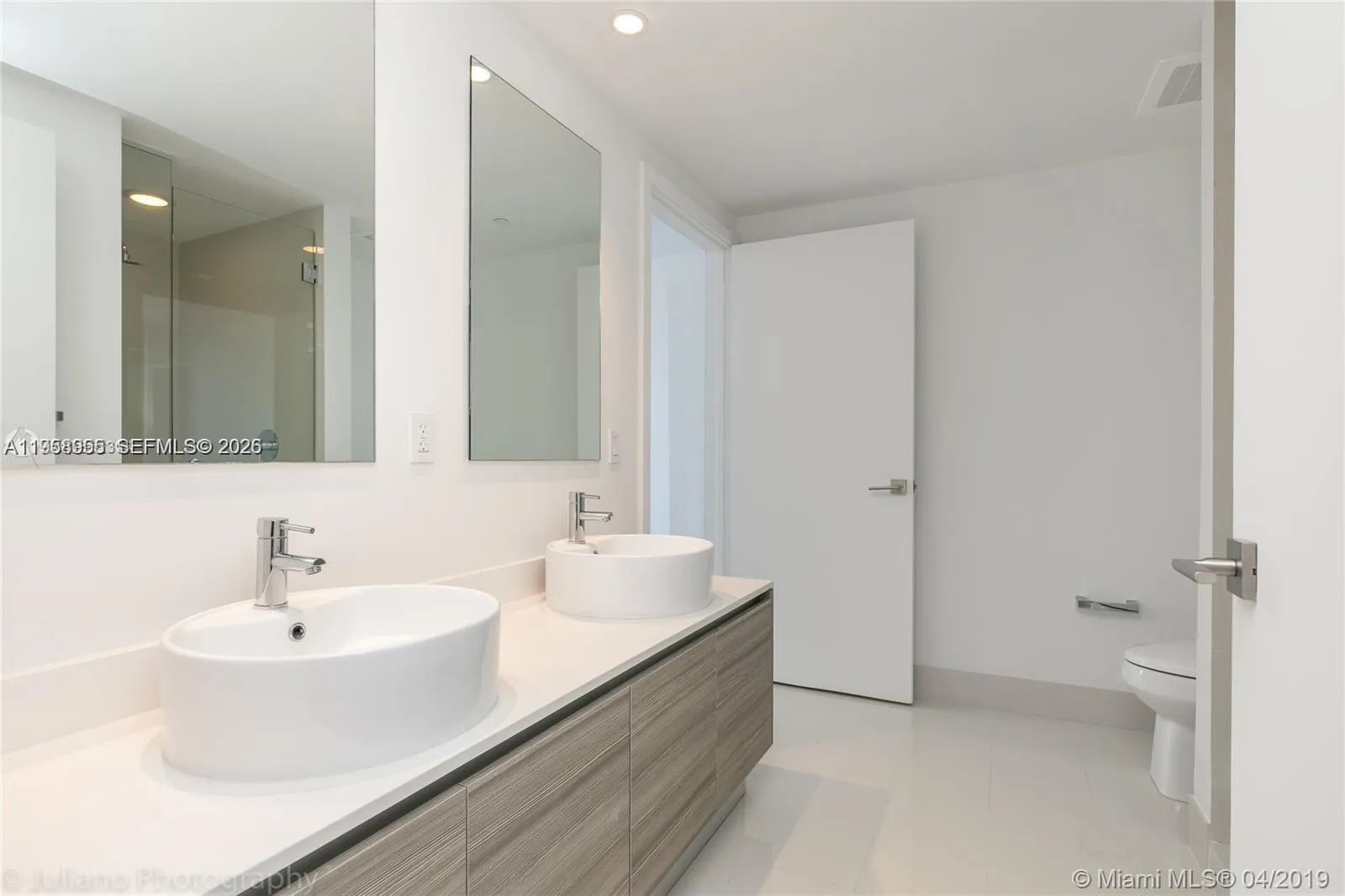 121 Ne 34th St 2816, Miami, Florida 33137, Miami, Florida 33137, 2 Bedrooms Bedrooms, ,2 BathroomsBathrooms,Residential,For Sale,121 Ne 34th St 2816, Miami, Florida 33137,A11958955