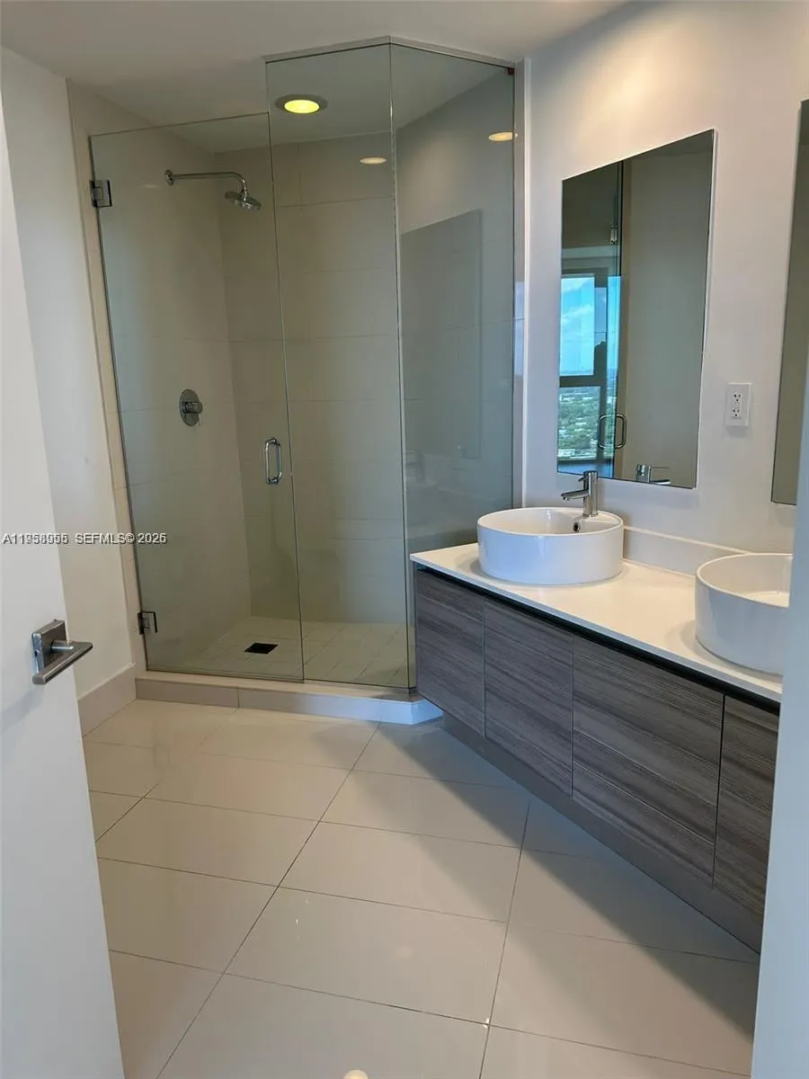 121 Ne 34th St 2816, Miami, Florida 33137, Miami, Florida 33137, 2 Bedrooms Bedrooms, ,2 BathroomsBathrooms,Residential,For Sale,121 Ne 34th St 2816, Miami, Florida 33137,A11958955