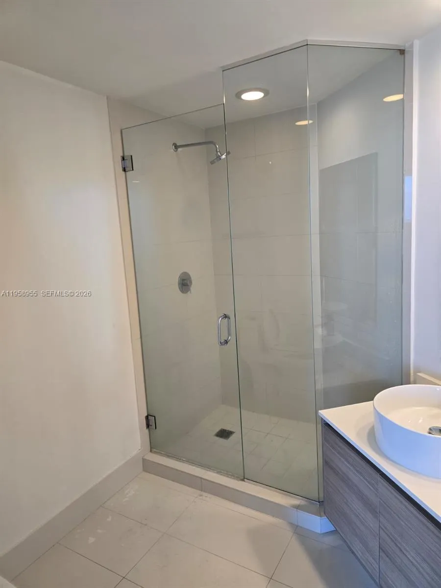 121 Ne 34th St 2816, Miami, Florida 33137, Miami, Florida 33137, 2 Bedrooms Bedrooms, ,2 BathroomsBathrooms,Residential,For Sale,121 Ne 34th St 2816, Miami, Florida 33137,A11958955