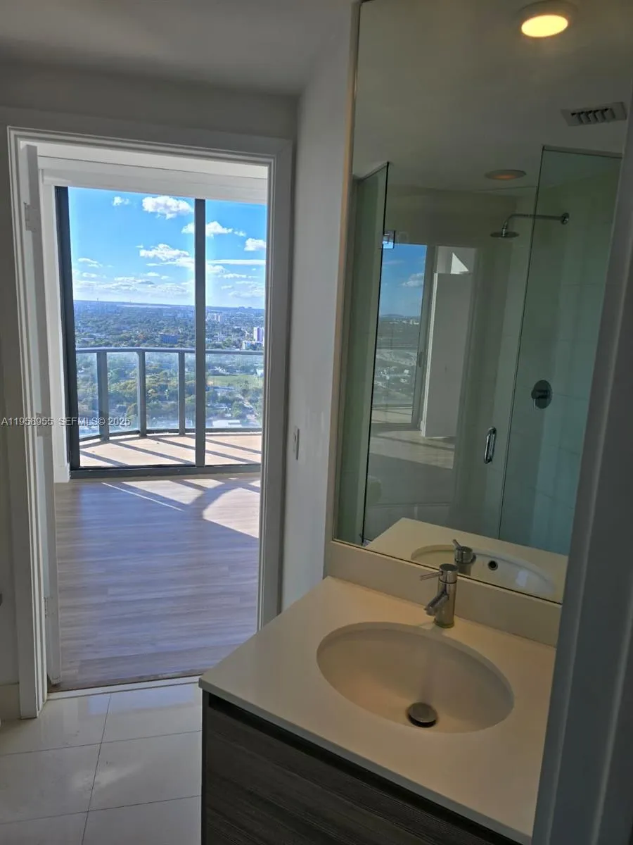 121 Ne 34th St 2816, Miami, Florida 33137, Miami, Florida 33137, 2 Bedrooms Bedrooms, ,2 BathroomsBathrooms,Residential,For Sale,121 Ne 34th St 2816, Miami, Florida 33137,A11958955
