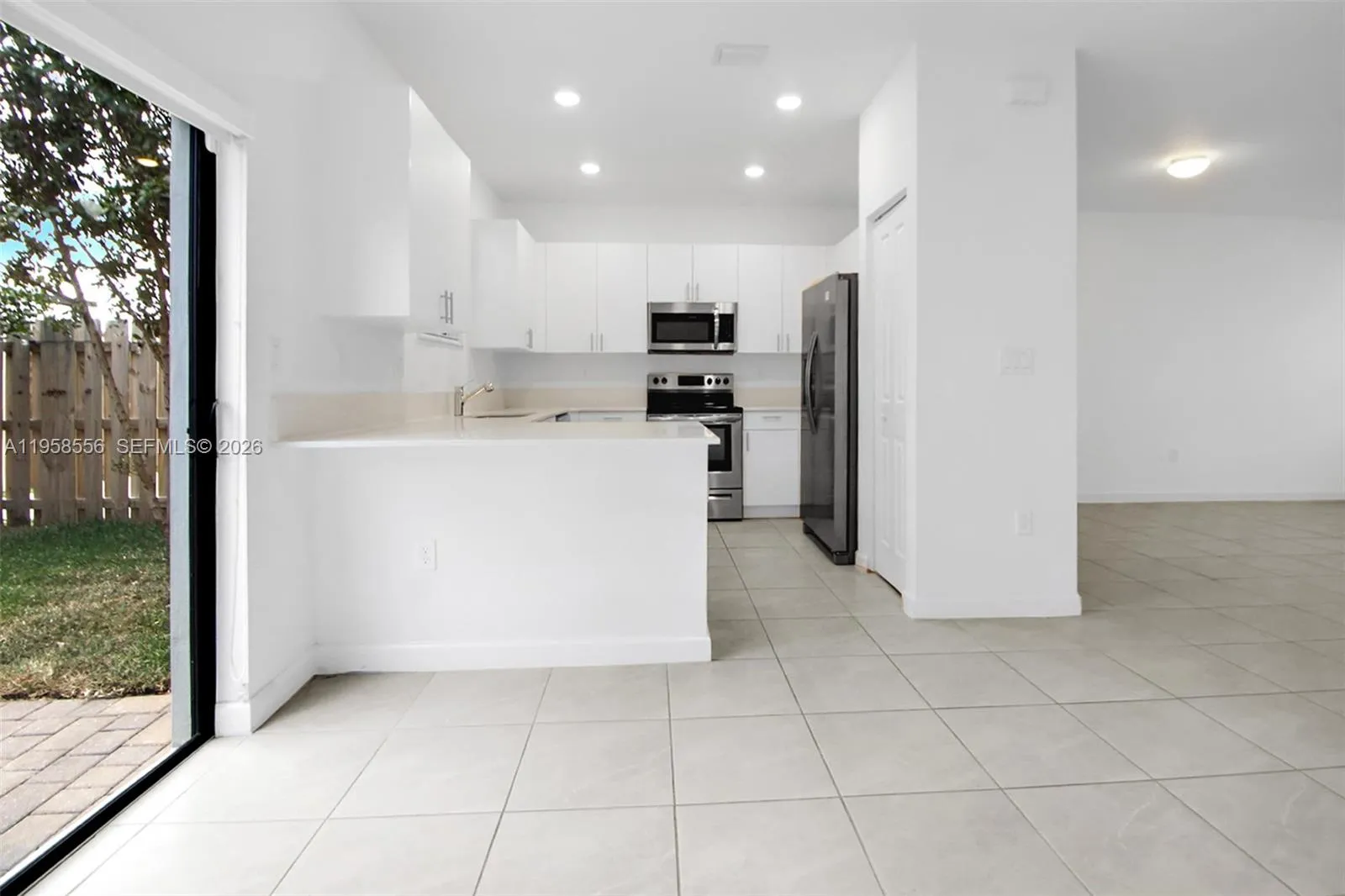 23521 Sw 129th Ave, Homestead, Florida 33032, Homestead, Florida 33032, 3 Bedrooms Bedrooms, ,2 BathroomsBathrooms,Residential,For Sale,23521 Sw 129th Ave, Homestead, Florida 33032,A11958556