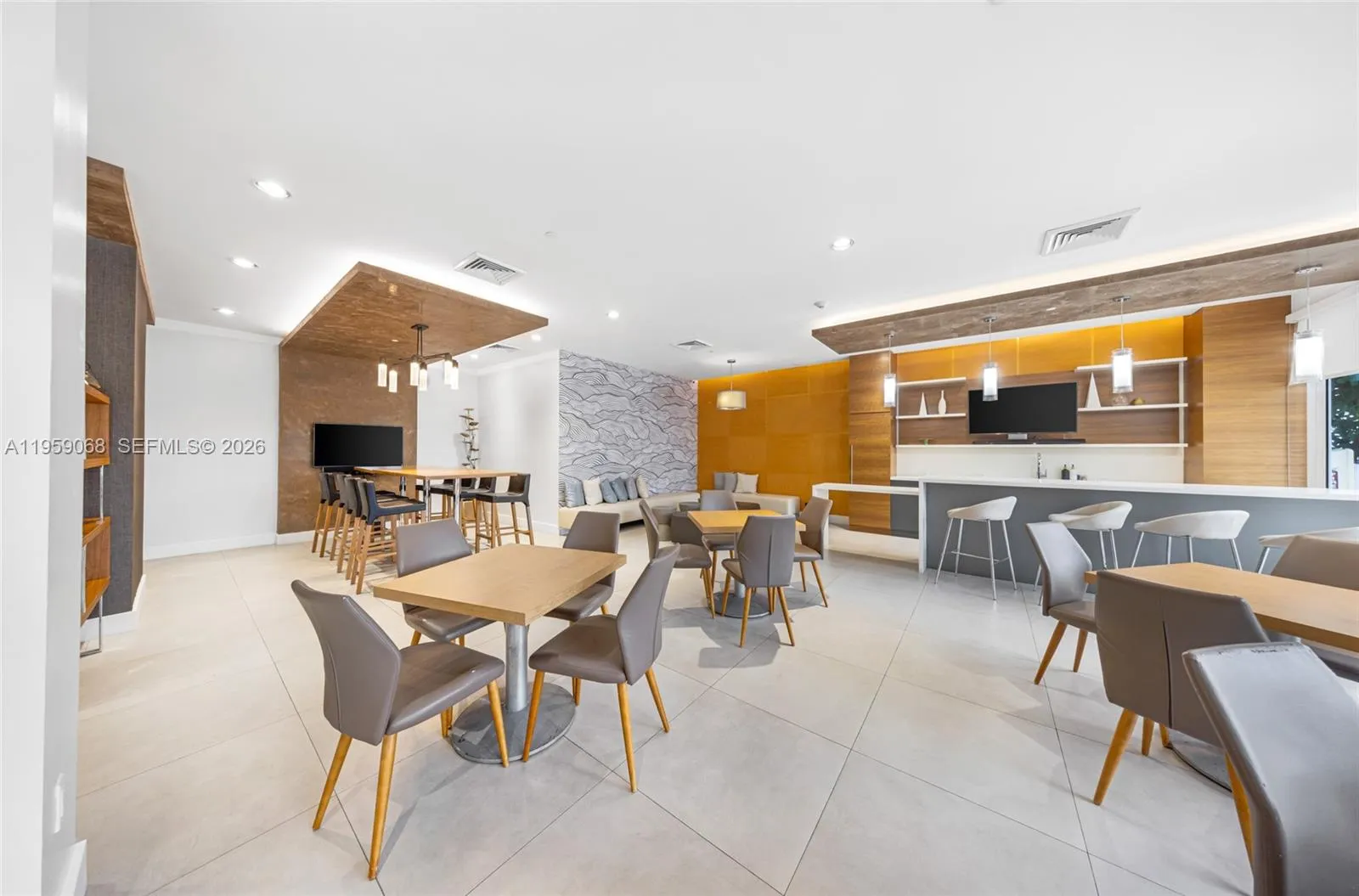 600 Ne 27th St 1004, Miami, Florida 33137, Miami, Florida 33137, 3 Bedrooms Bedrooms, ,3 BathroomsBathrooms,Residential,For Sale,600 Ne 27th St 1004, Miami, Florida 33137,A11959068