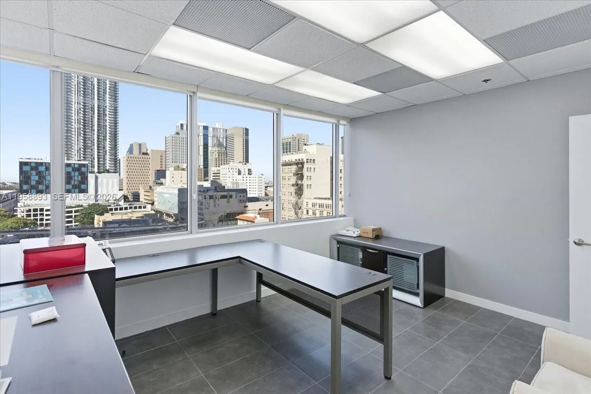 150 Se 2nd Ave 904, Miami, Florida 33131, Miami, Florida 33131, ,Commercial Lease,For Rent,150 Se 2nd Ave 904, Miami, Florida 33131,A11958893