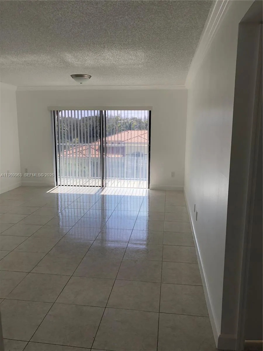 9301 Sw 92nd Ave A408, Miami, Florida 33176, Miami, Florida 33176, 1 Bedroom Bedrooms, ,1 BathroomBathrooms,Residential Lease,For Rent,9301 Sw 92nd Ave A408, Miami, Florida 33176,A11959063