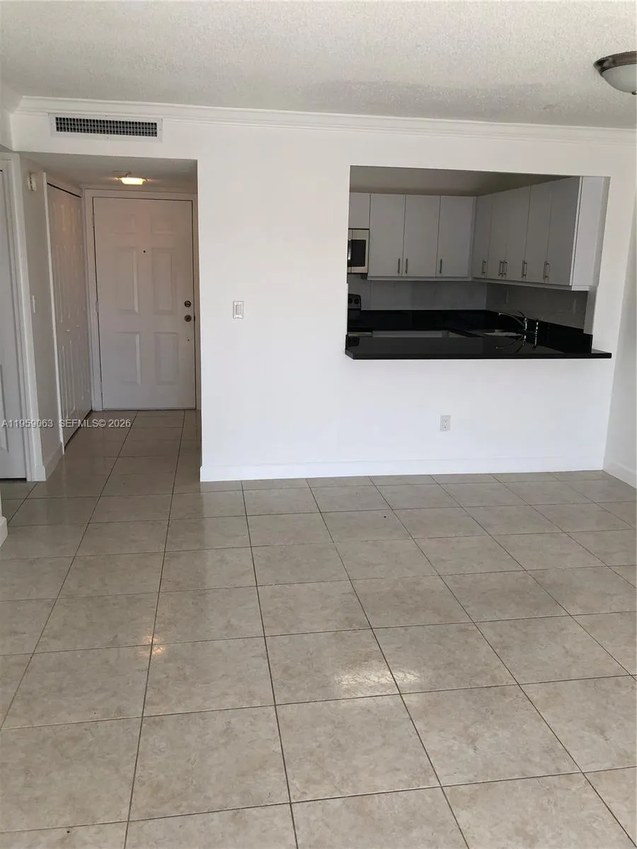 9301 Sw 92nd Ave A408, Miami, Florida 33176, Miami, Florida 33176, 1 Bedroom Bedrooms, ,1 BathroomBathrooms,Residential Lease,For Rent,9301 Sw 92nd Ave A408, Miami, Florida 33176,A11959063