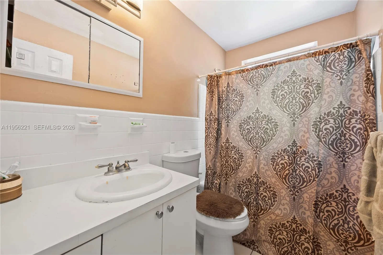 3920 Sw 32nd Ave, West Park, Florida 33023, West Park, Florida 33023, 3 Bedrooms Bedrooms, ,2 BathroomsBathrooms,Residential,For Sale,3920 Sw 32nd Ave, West Park, Florida 33023,A11956221