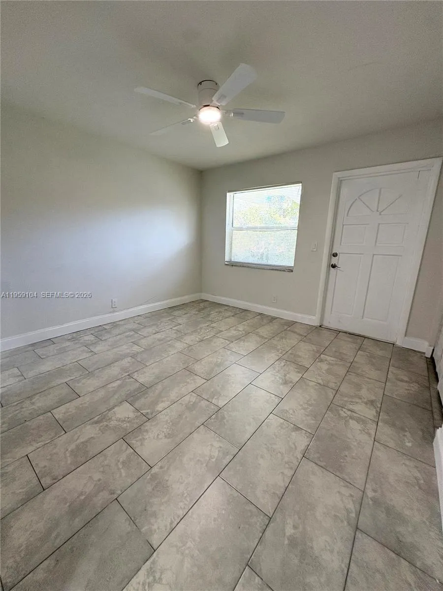 4119 Woodside Dr 1, Coral Springs, Florida 33065, Coral Springs, Florida 33065, 3 Bedrooms Bedrooms, ,2 BathroomsBathrooms,Residential Lease,For Rent,4119 Woodside Dr 1, Coral Springs, Florida 33065,A11959104