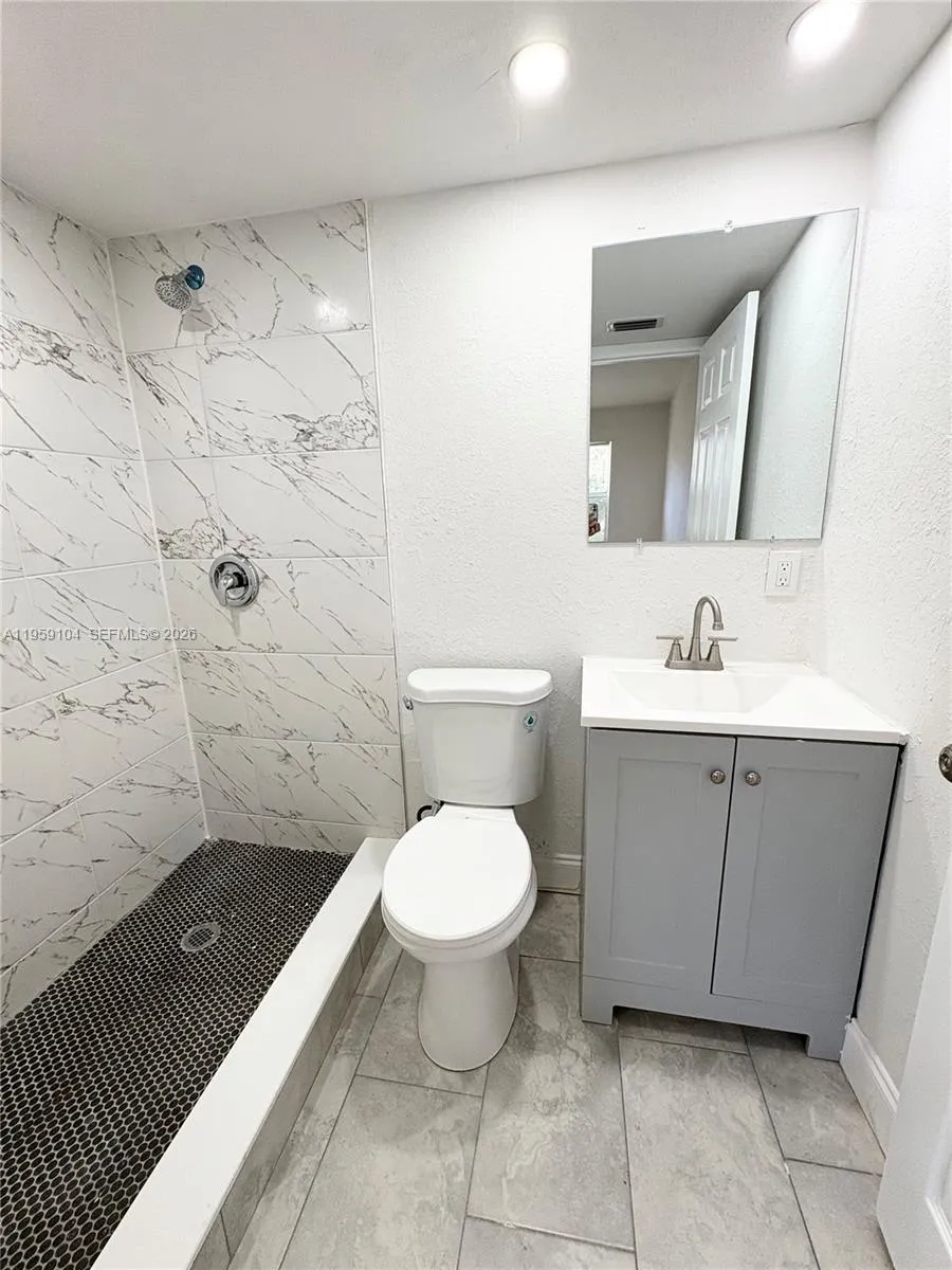 4119 Woodside Dr 1, Coral Springs, Florida 33065, Coral Springs, Florida 33065, 3 Bedrooms Bedrooms, ,2 BathroomsBathrooms,Residential Lease,For Rent,4119 Woodside Dr 1, Coral Springs, Florida 33065,A11959104