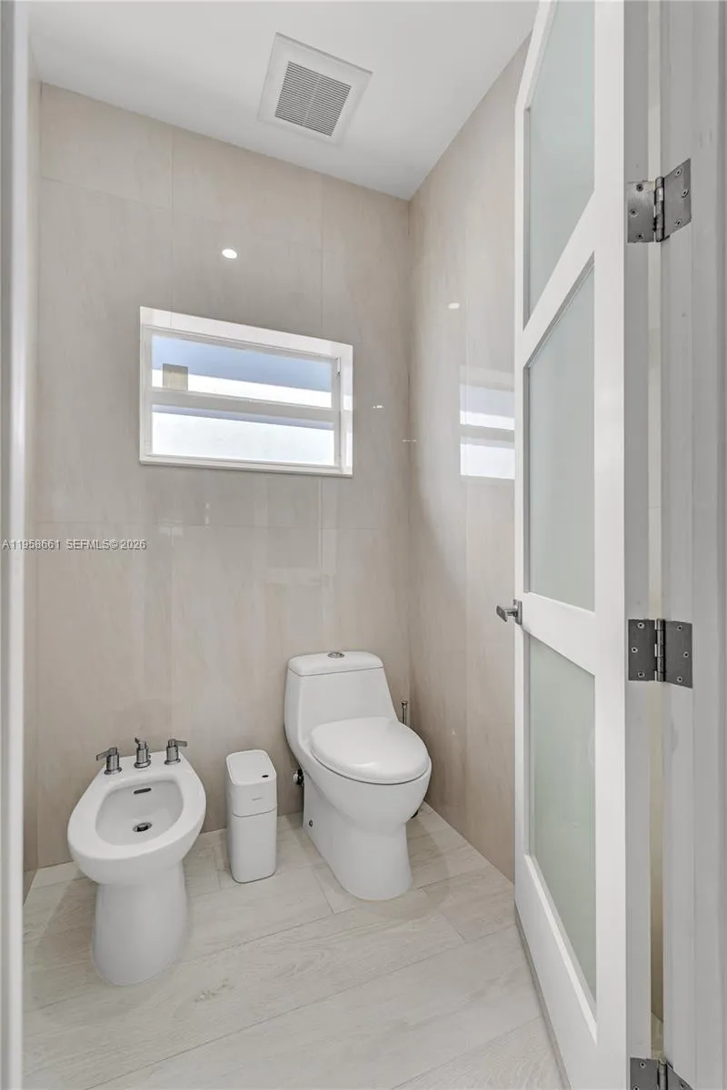 429 Nw 130th Ave, Miami, Florida 33182, Miami, Florida 33182, 5 Bedrooms Bedrooms, ,4 BathroomsBathrooms,Residential,For Sale,429 Nw 130th Ave, Miami, Florida 33182,A11958661