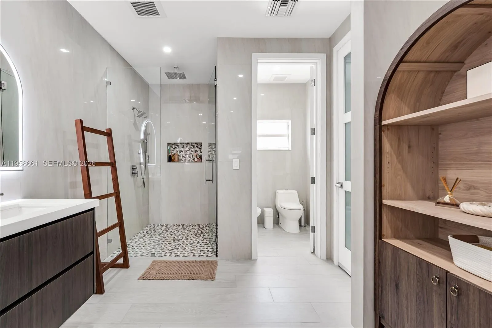 429 Nw 130th Ave, Miami, Florida 33182, Miami, Florida 33182, 5 Bedrooms Bedrooms, ,4 BathroomsBathrooms,Residential,For Sale,429 Nw 130th Ave, Miami, Florida 33182,A11958661