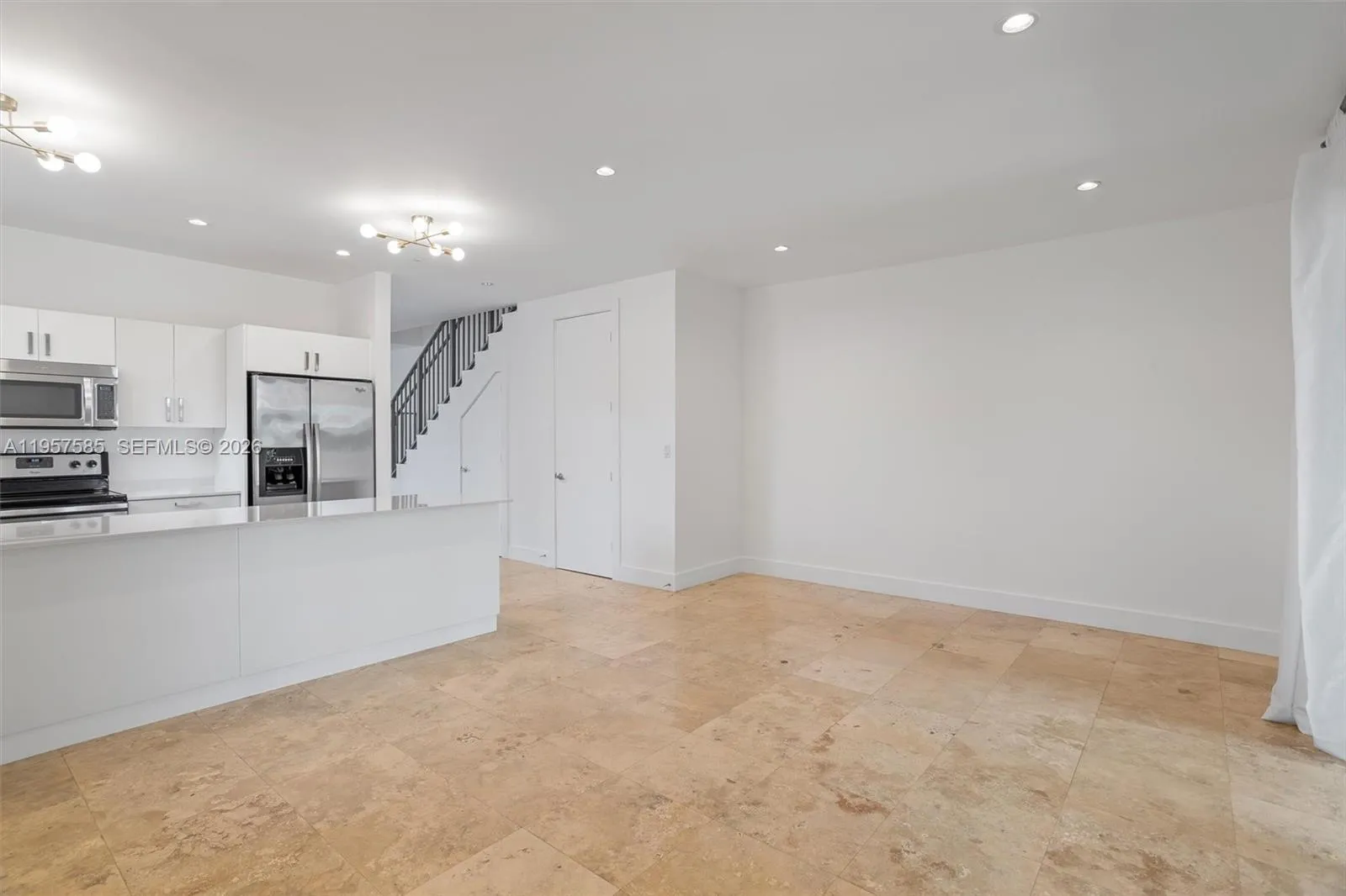 2784 Sw 34th Ave, Miami, Florida 33133, Miami, Florida 33133, 3 Bedrooms Bedrooms, ,3 BathroomsBathrooms,Residential,For Sale,2784 Sw 34th Ave, Miami, Florida 33133,A11957585