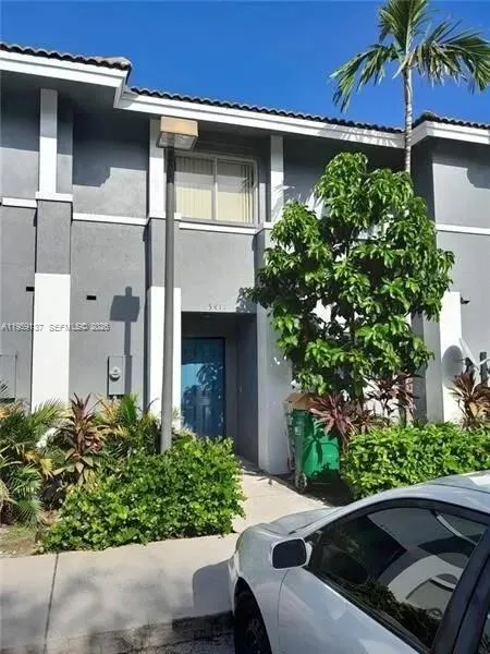 5411 Sw 41st St 5411, Pembroke Park, Florida 33023, Pembroke Park, Florida 33023, 2 Bedrooms Bedrooms, ,2 BathroomsBathrooms,Residential Lease,For Rent,5411 Sw 41st St 5411, Pembroke Park, Florida 33023,A11959137