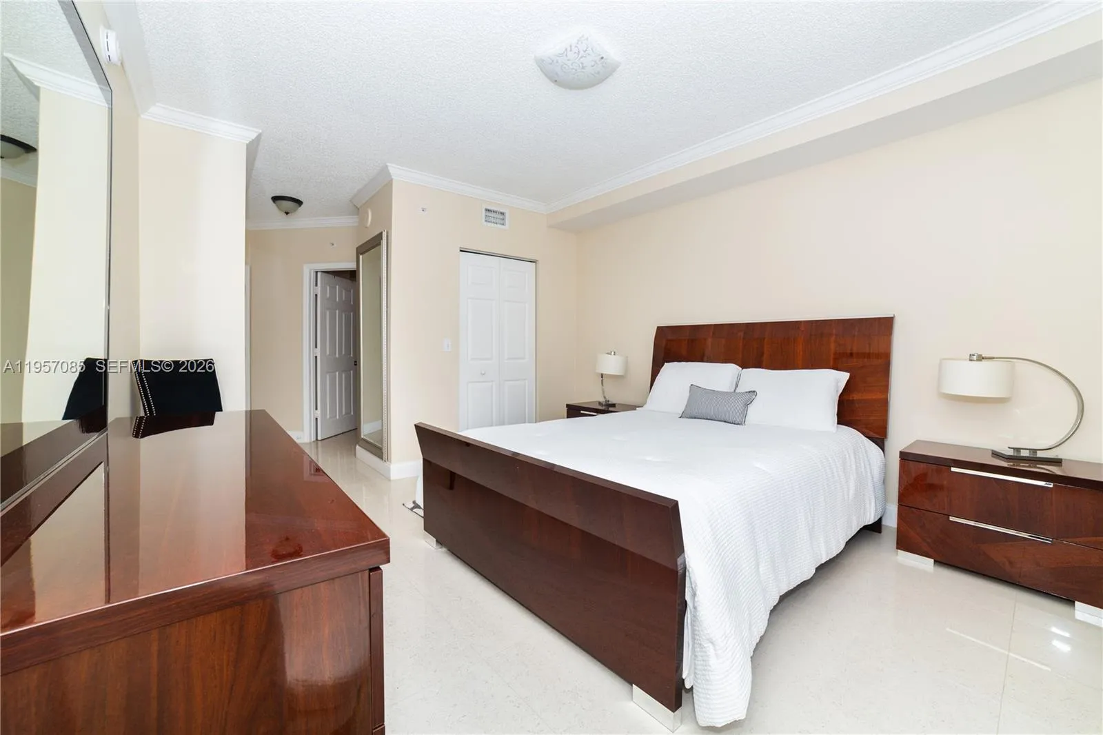 17100 N Bay Rd 1815, Sunny Isles Beach, Florida 33, Sunny Isles Beach, Florida 33160, 3 Bedrooms Bedrooms, ,2 BathroomsBathrooms,Residential,For Sale,17100 N Bay Rd 1815, Sunny Isles Beach, Florida 33,A11957085