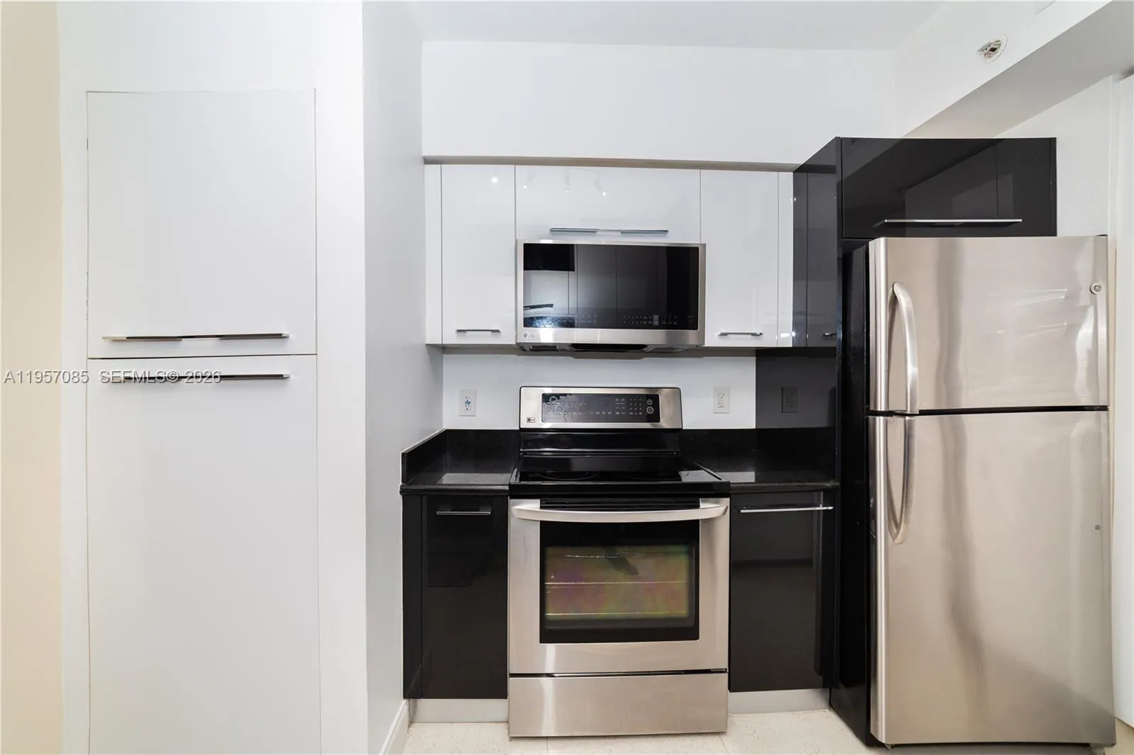 17100 N Bay Rd 1815, Sunny Isles Beach, Florida 33, Sunny Isles Beach, Florida 33160, 3 Bedrooms Bedrooms, ,2 BathroomsBathrooms,Residential,For Sale,17100 N Bay Rd 1815, Sunny Isles Beach, Florida 33,A11957085