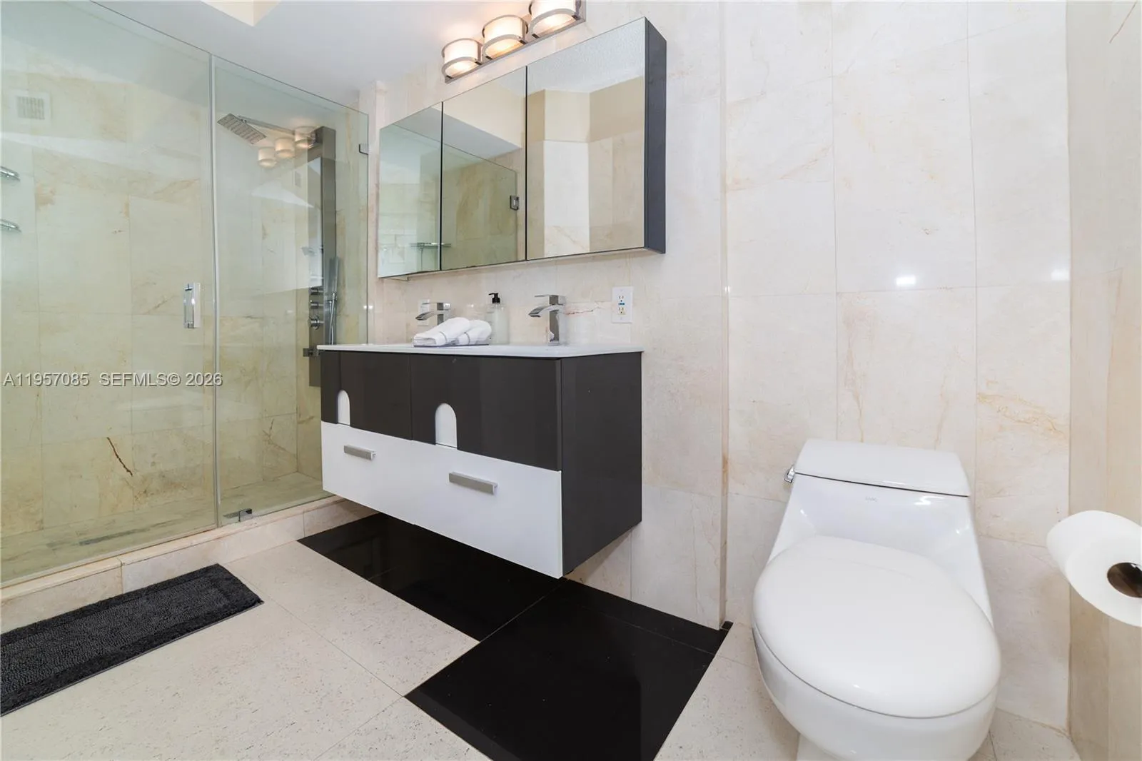 17100 N Bay Rd 1815, Sunny Isles Beach, Florida 33, Sunny Isles Beach, Florida 33160, 3 Bedrooms Bedrooms, ,2 BathroomsBathrooms,Residential,For Sale,17100 N Bay Rd 1815, Sunny Isles Beach, Florida 33,A11957085