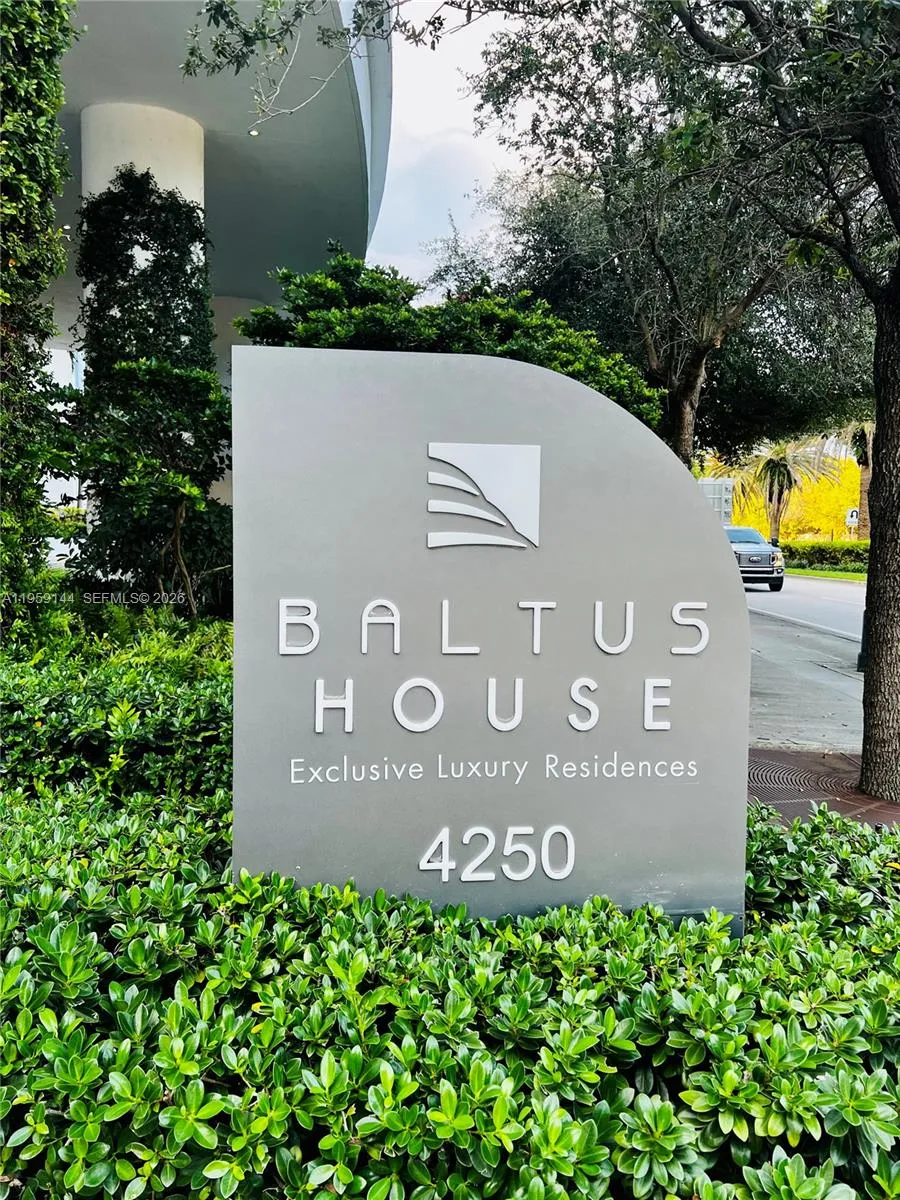 4250 Biscayne Blvd 1618, Miami, Florida 33137, Miami, Florida 33137, 2 Bedrooms Bedrooms, ,2 BathroomsBathrooms,Residential,For Sale,4250 Biscayne Blvd 1618, Miami, Florida 33137,A11959144