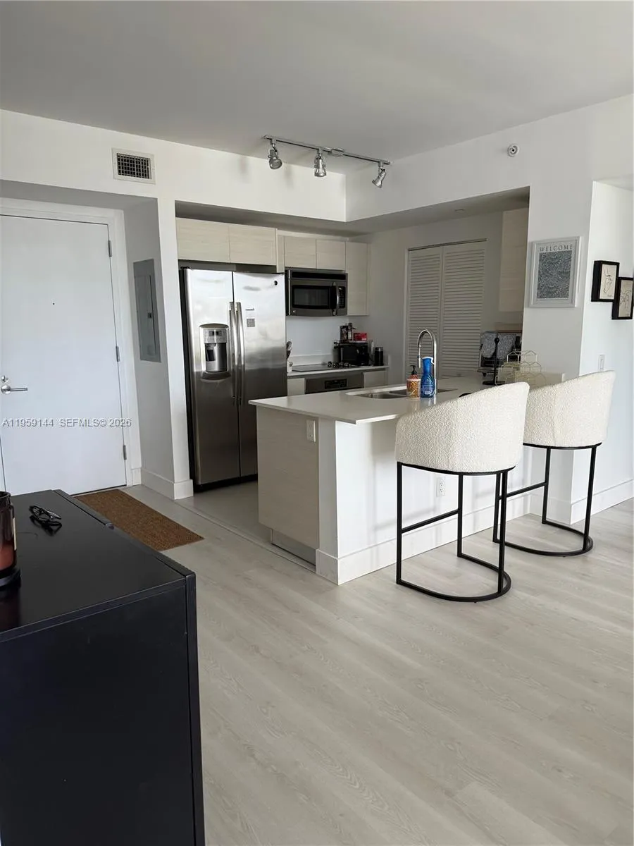 4250 Biscayne Blvd 1618, Miami, Florida 33137, Miami, Florida 33137, 2 Bedrooms Bedrooms, ,2 BathroomsBathrooms,Residential,For Sale,4250 Biscayne Blvd 1618, Miami, Florida 33137,A11959144