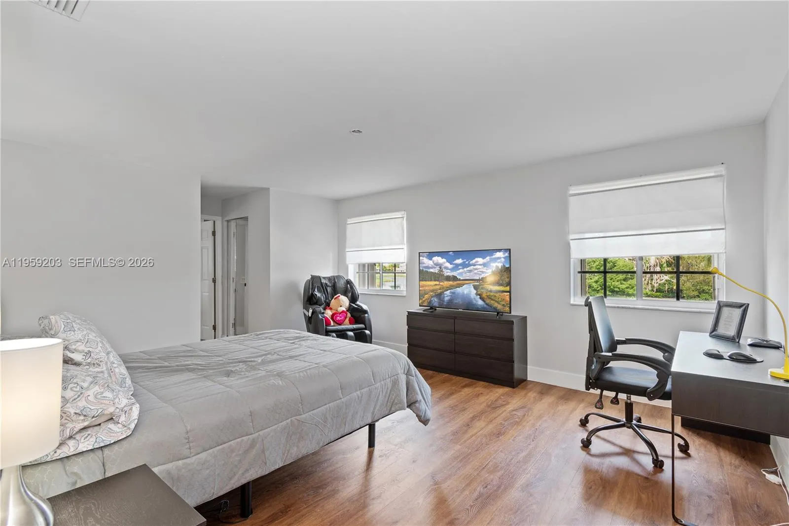 1095 Chenille Cir, Weston, Florida 33327, Weston, Florida 33327, 7 Bedrooms Bedrooms, ,4 BathroomsBathrooms,Residential,For Sale,1095 Chenille Cir, Weston, Florida 33327,A11959203