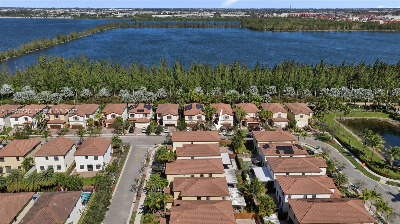 8895 Nw 100th Pl, Doral, Florida 33178, Doral, Florida 33178, 5 Bedrooms Bedrooms, ,4 BathroomsBathrooms,Residential,For Sale,8895 Nw 100th Pl, Doral, Florida 33178,A11957796