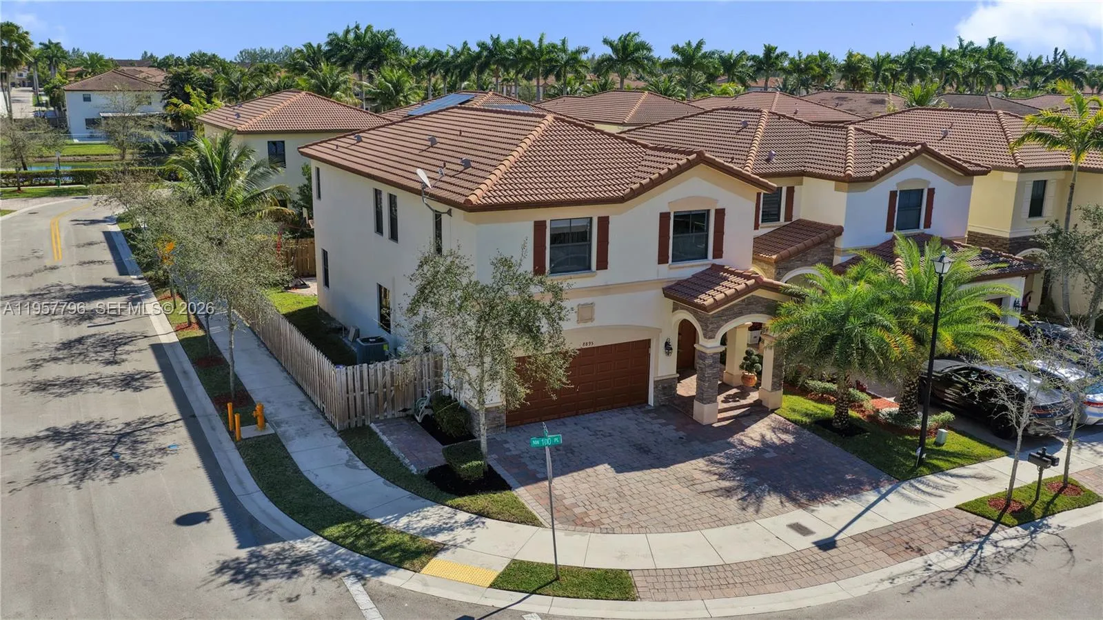 8895 Nw 100th Pl, Doral, Florida 33178, Doral, Florida 33178, 5 Bedrooms Bedrooms, ,4 BathroomsBathrooms,Residential,For Sale,8895 Nw 100th Pl, Doral, Florida 33178,A11957796