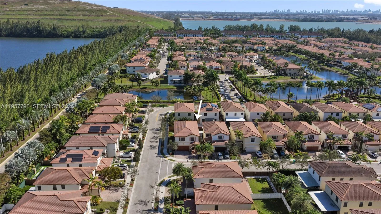 8895 Nw 100th Pl, Doral, Florida 33178, Doral, Florida 33178, 5 Bedrooms Bedrooms, ,4 BathroomsBathrooms,Residential,For Sale,8895 Nw 100th Pl, Doral, Florida 33178,A11957796