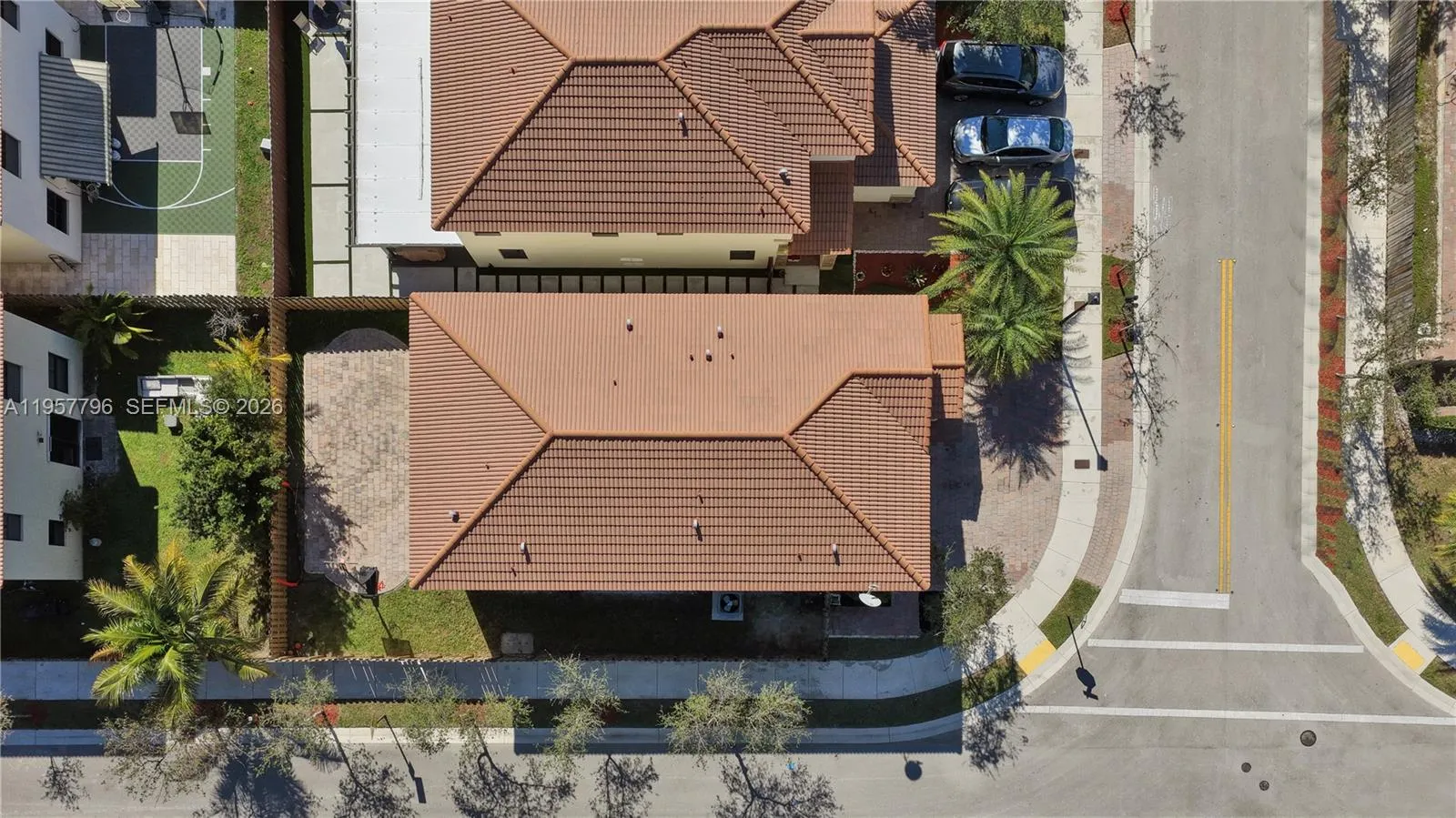 8895 Nw 100th Pl, Doral, Florida 33178, Doral, Florida 33178, 5 Bedrooms Bedrooms, ,4 BathroomsBathrooms,Residential,For Sale,8895 Nw 100th Pl, Doral, Florida 33178,A11957796