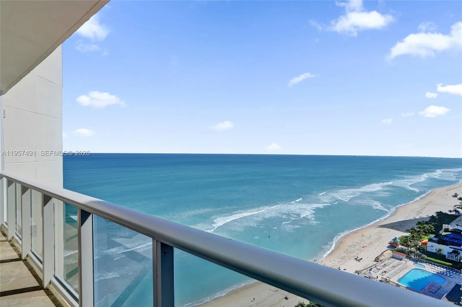 19333 Collins Ave 2502, Sunny Isles Beach, Florida, Sunny Isles Beach, Florida 33160, 2 Bedrooms Bedrooms, ,2 BathroomsBathrooms,Residential,For Sale,19333 Collins Ave 2502, Sunny Isles Beach, Florida,A11957491