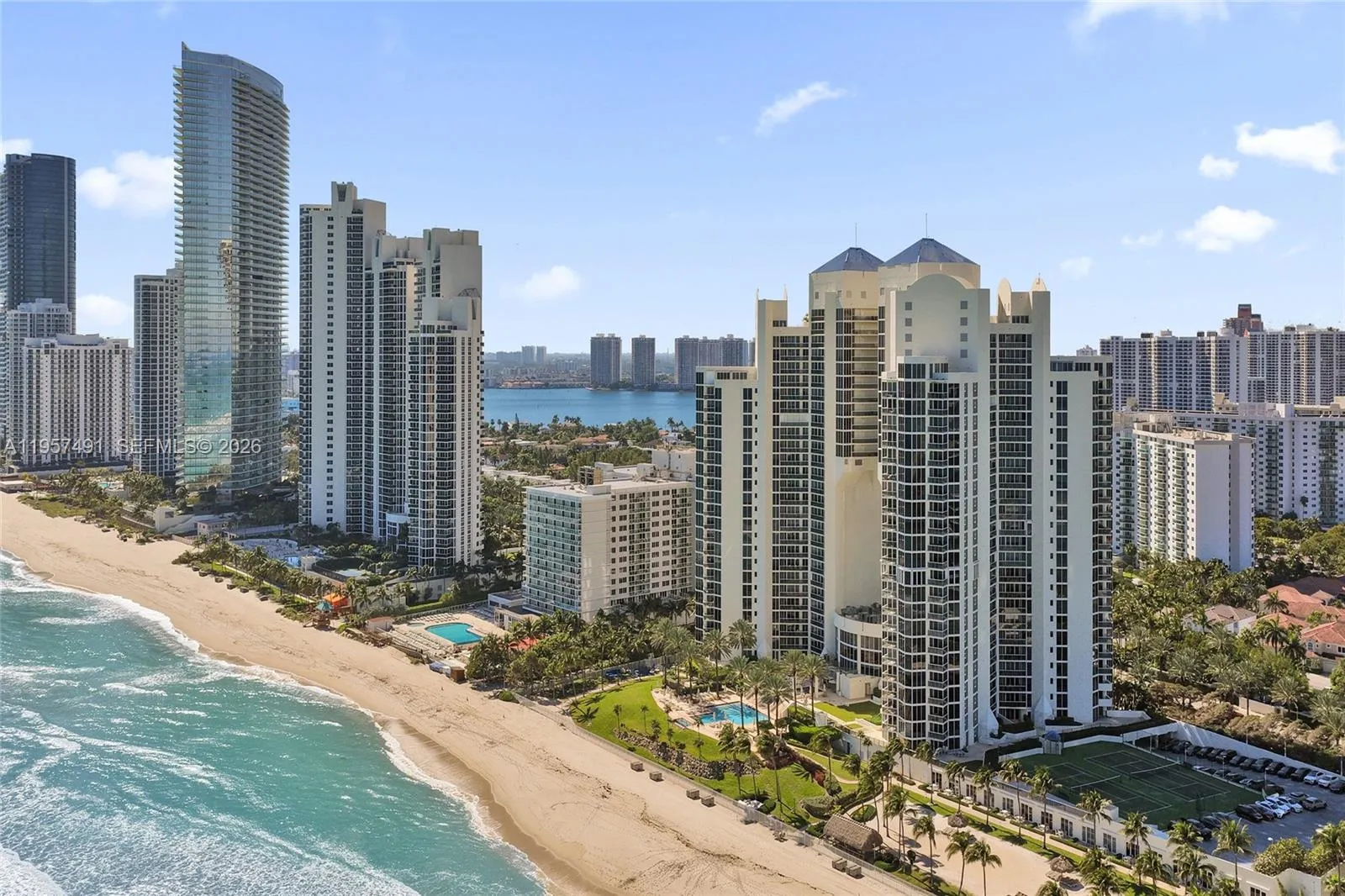 19333 Collins Ave 2502, Sunny Isles Beach, Florida, Sunny Isles Beach, Florida 33160, 2 Bedrooms Bedrooms, ,2 BathroomsBathrooms,Residential,For Sale,19333 Collins Ave 2502, Sunny Isles Beach, Florida,A11957491