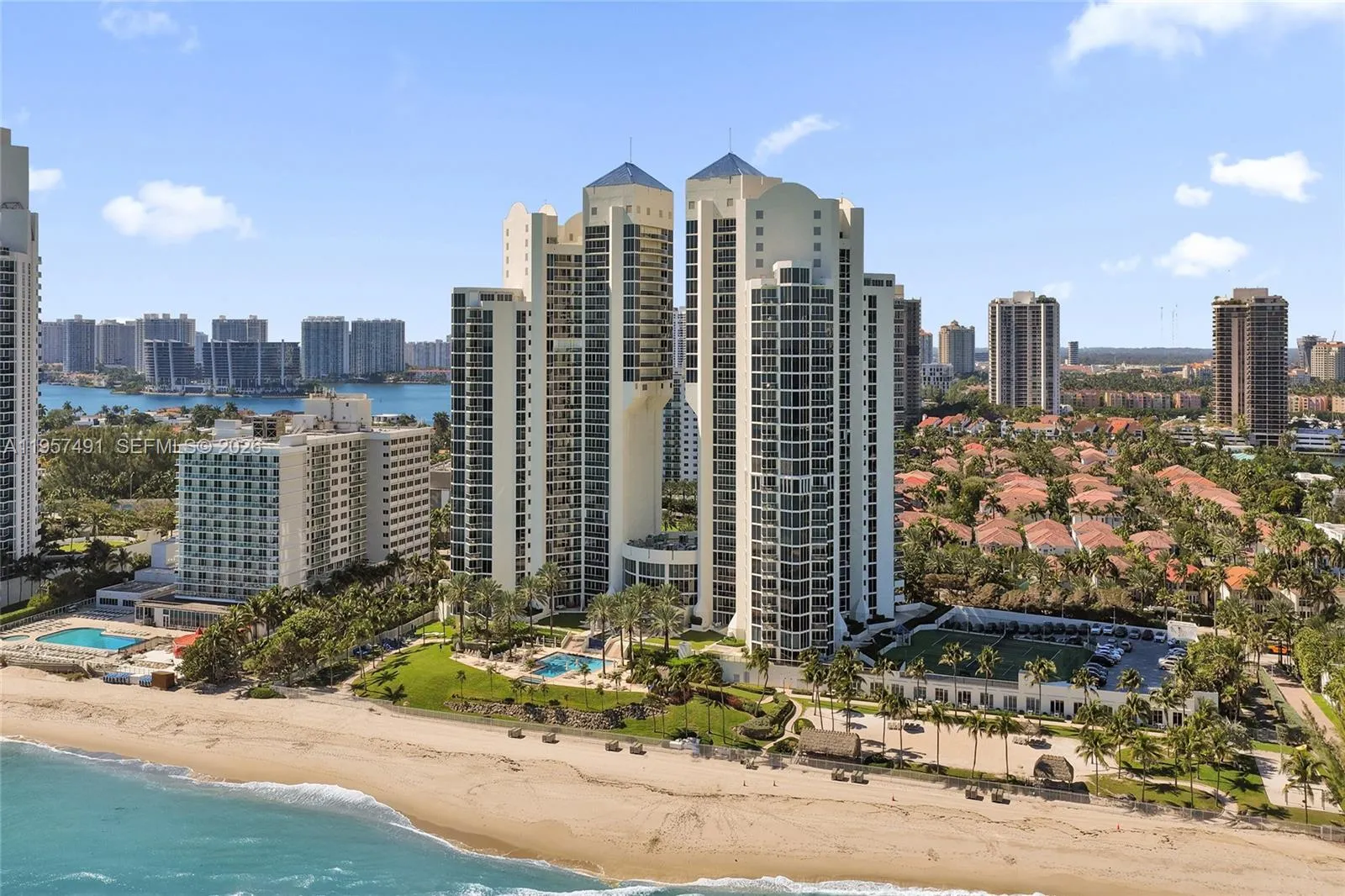 19333 Collins Ave 2502, Sunny Isles Beach, Florida, Sunny Isles Beach, Florida 33160, 2 Bedrooms Bedrooms, ,2 BathroomsBathrooms,Residential,For Sale,19333 Collins Ave 2502, Sunny Isles Beach, Florida,A11957491